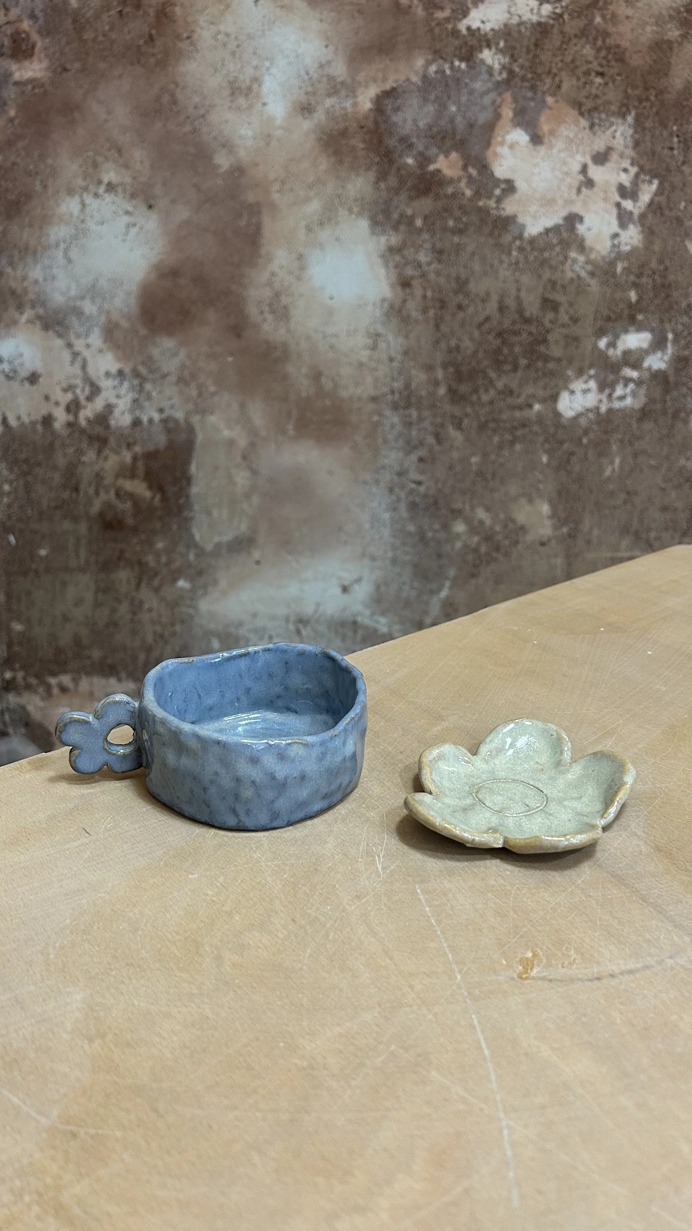 Cups & Mugs Pottery Class