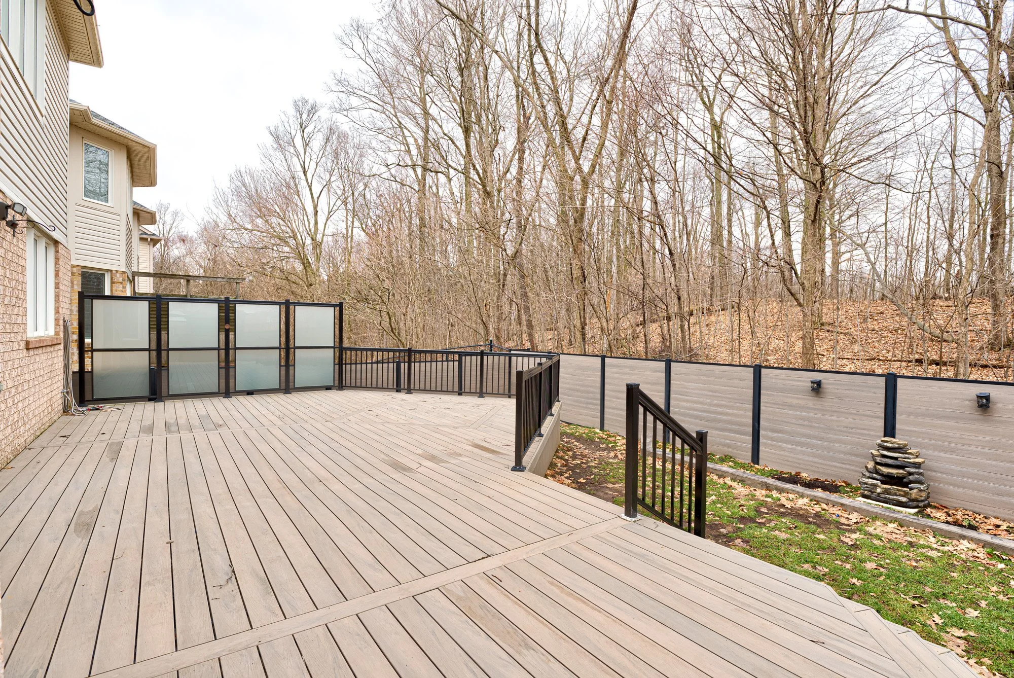 067-67-111 Glazebrook Cres-Spark Studios Photography Inc.jpg