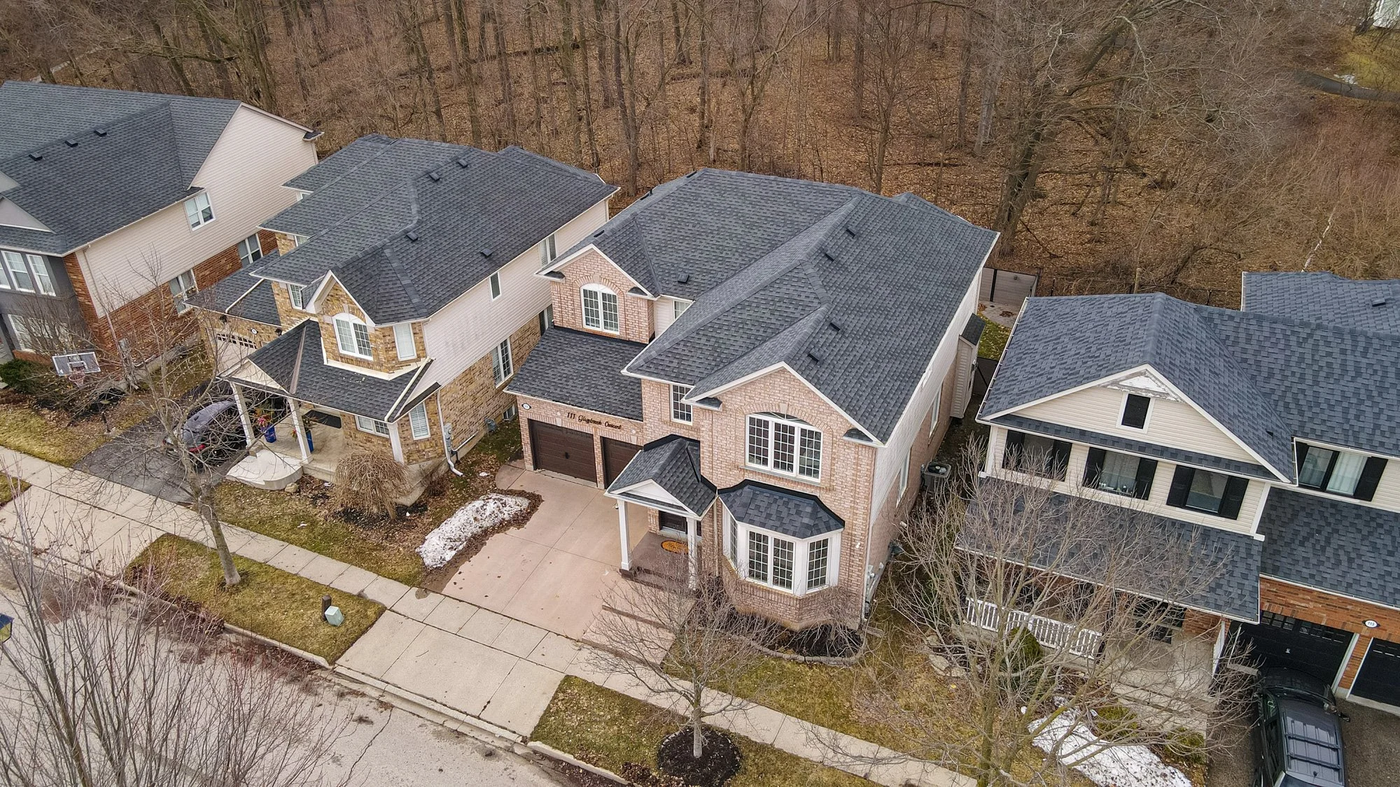 008-08-111 Glazebrook Cres-Spark Studios Photography Inc.jpg