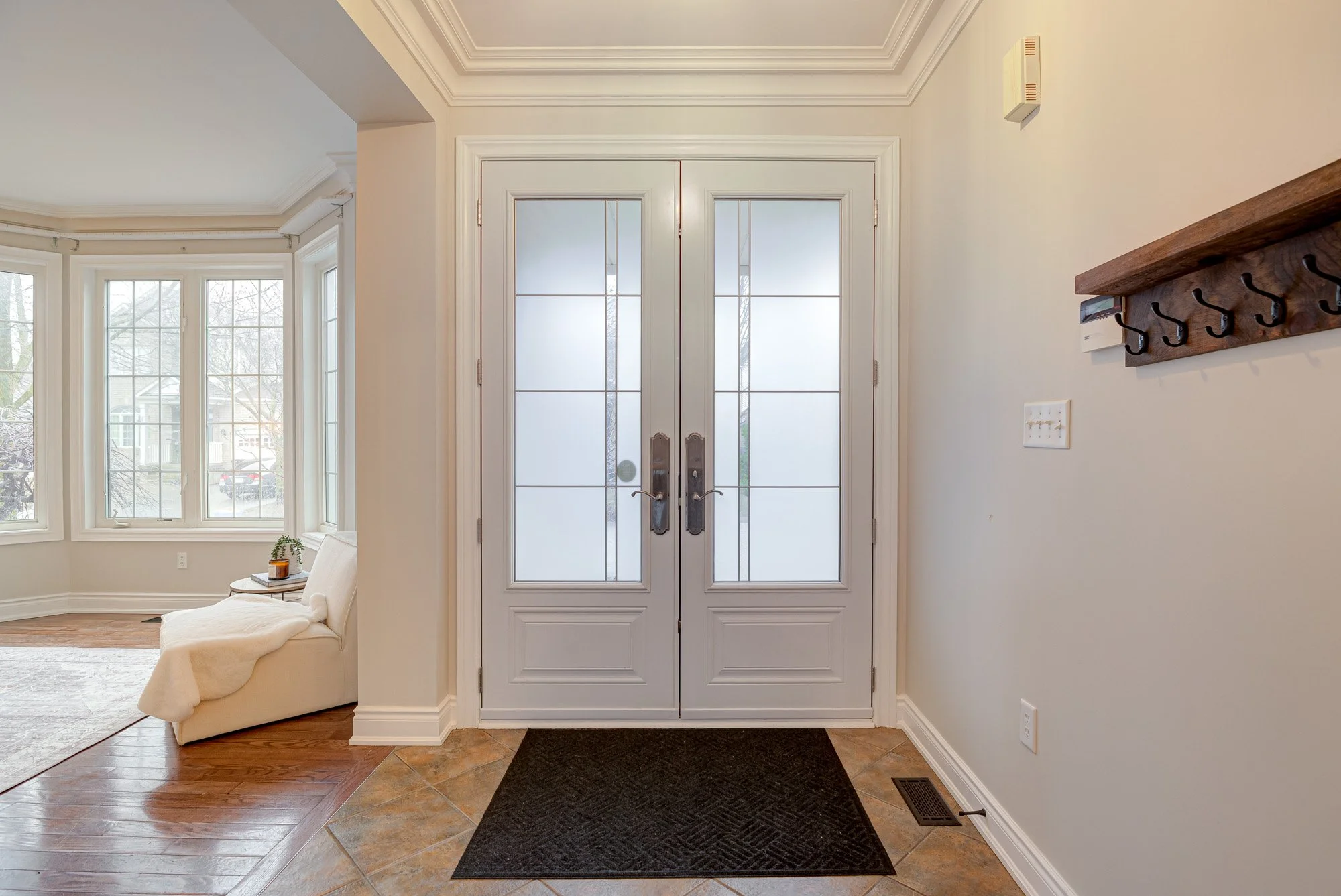 020-20-111 Glazebrook Cres-Spark Studios Photography Inc.jpg