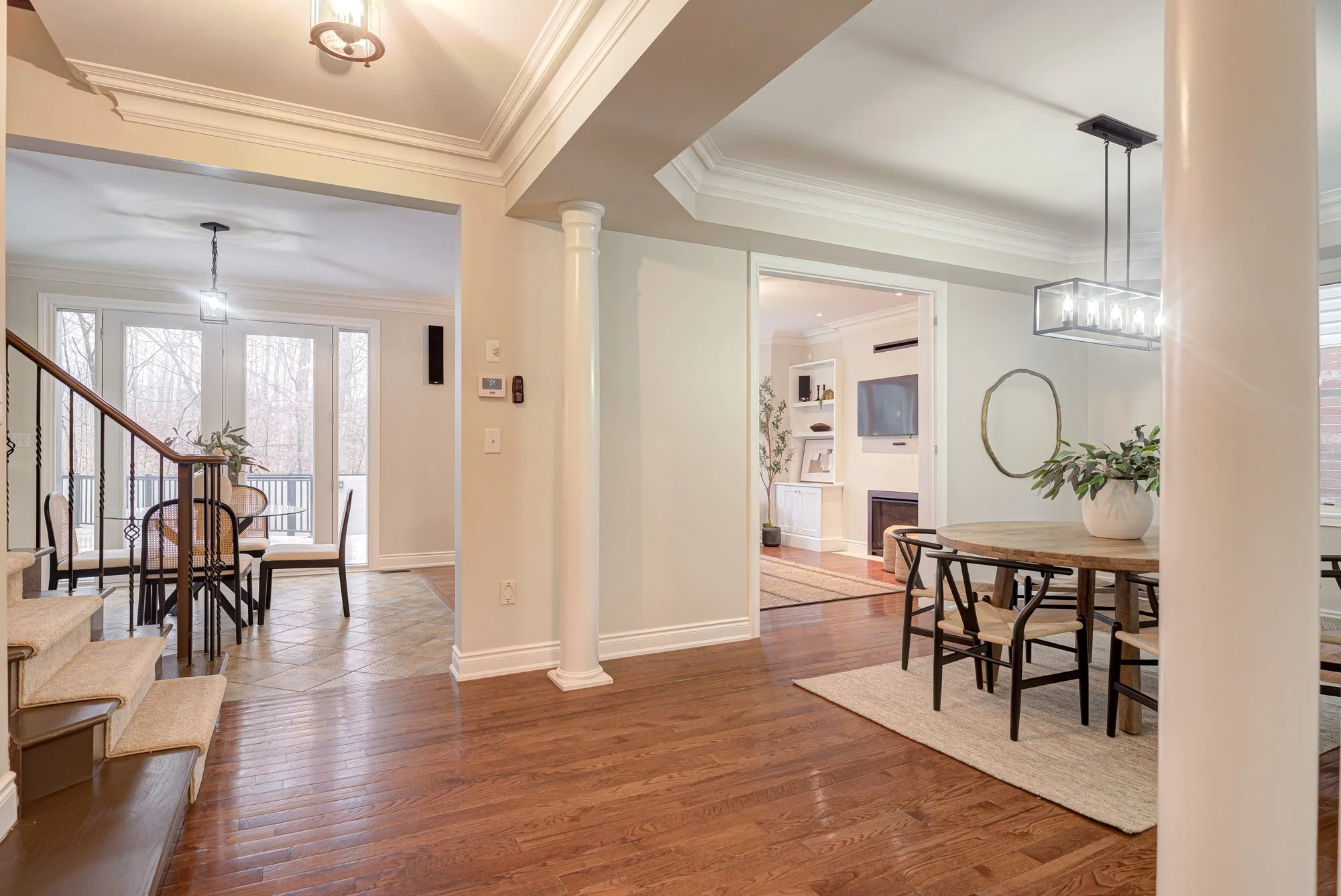 024-24-111 Glazebrook Cres-Spark Studios Photography Inc.jpg