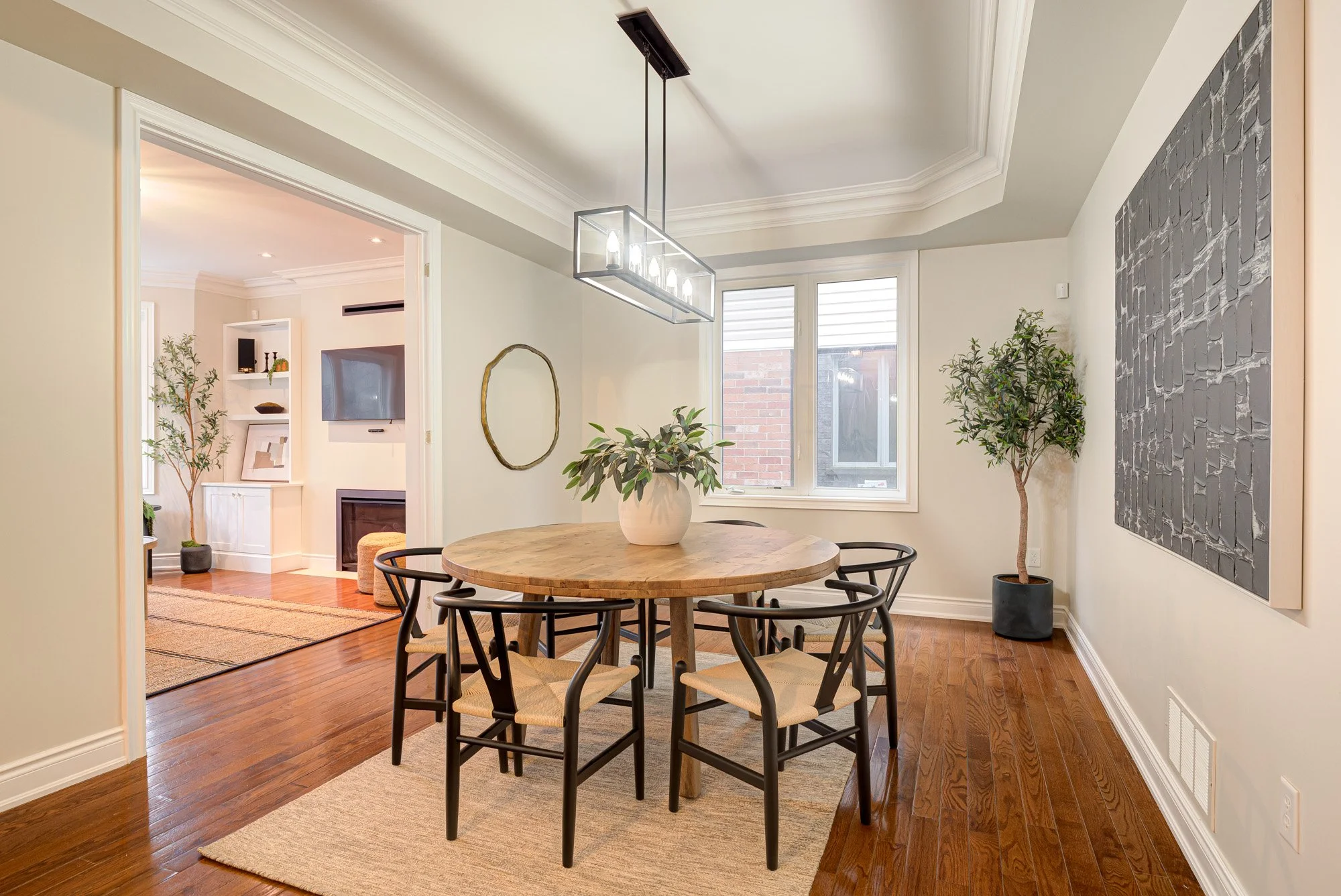 025-25-111 Glazebrook Cres-Spark Studios Photography Inc.jpg