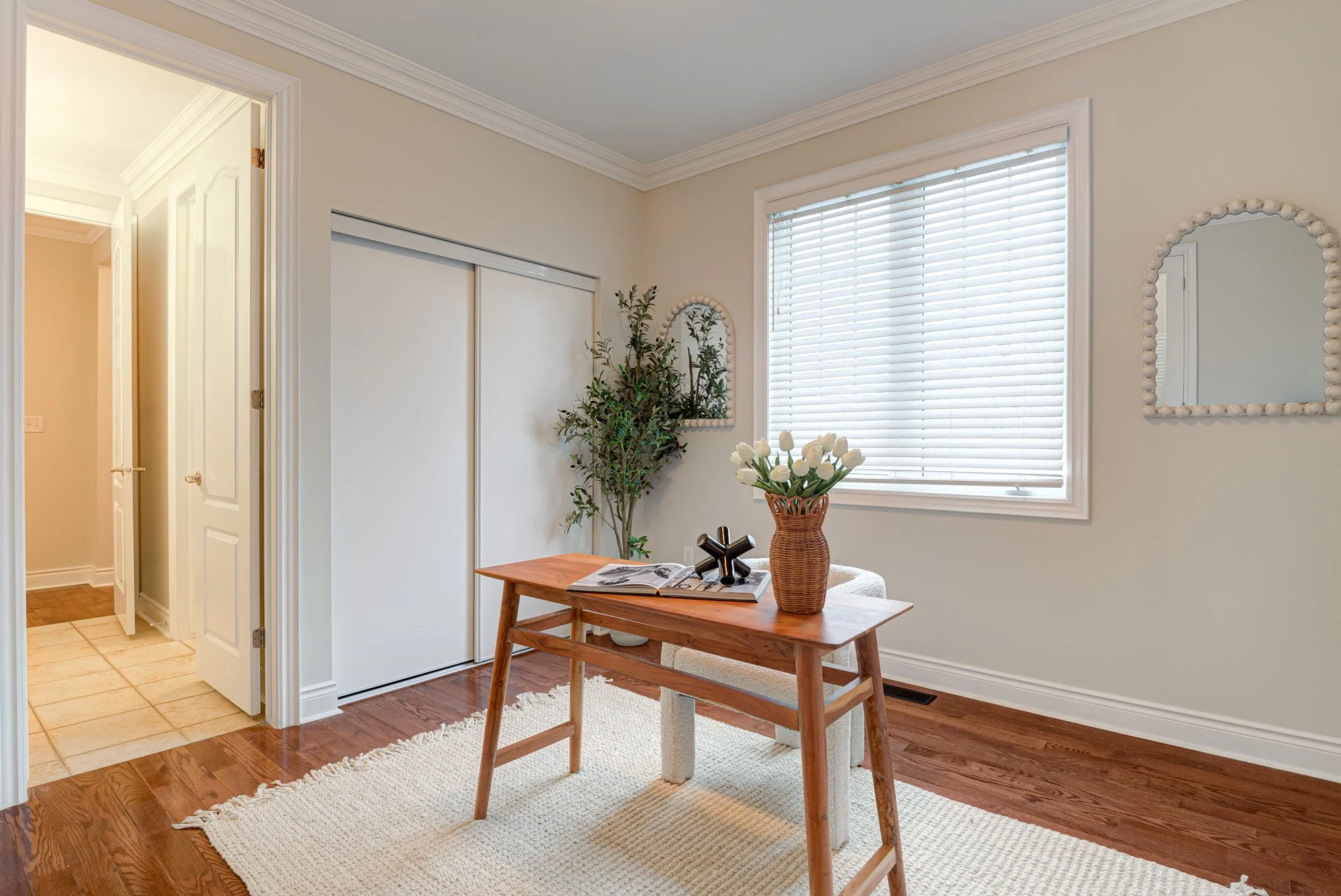 042-42-111 Glazebrook Cres-Spark Studios Photography Inc.jpg