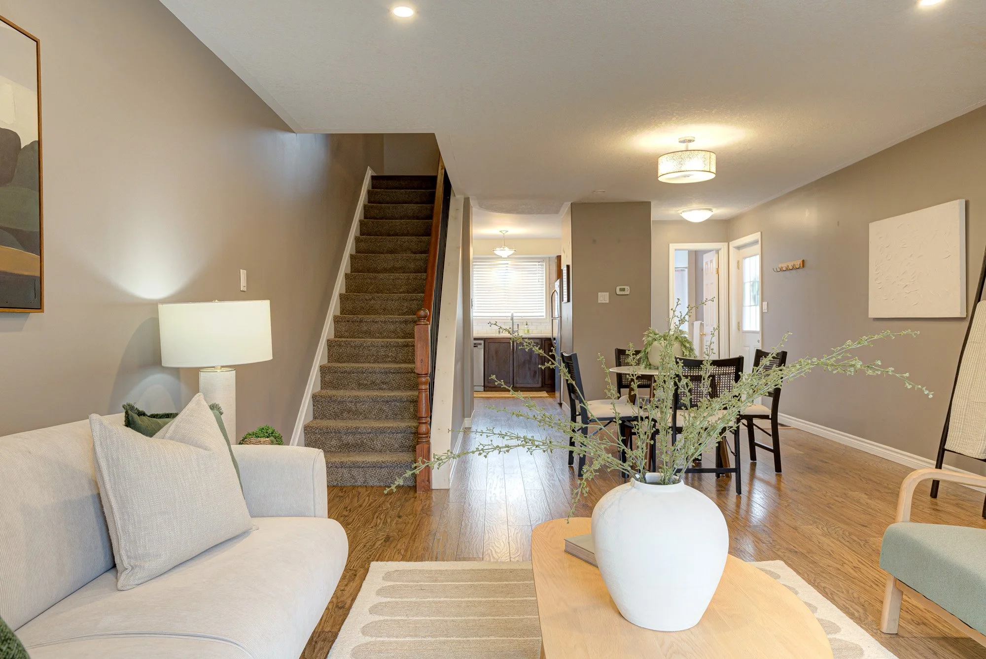013-13-23 - 50 Westmount Rd. W-Spark Studios Photography Inc.jpg