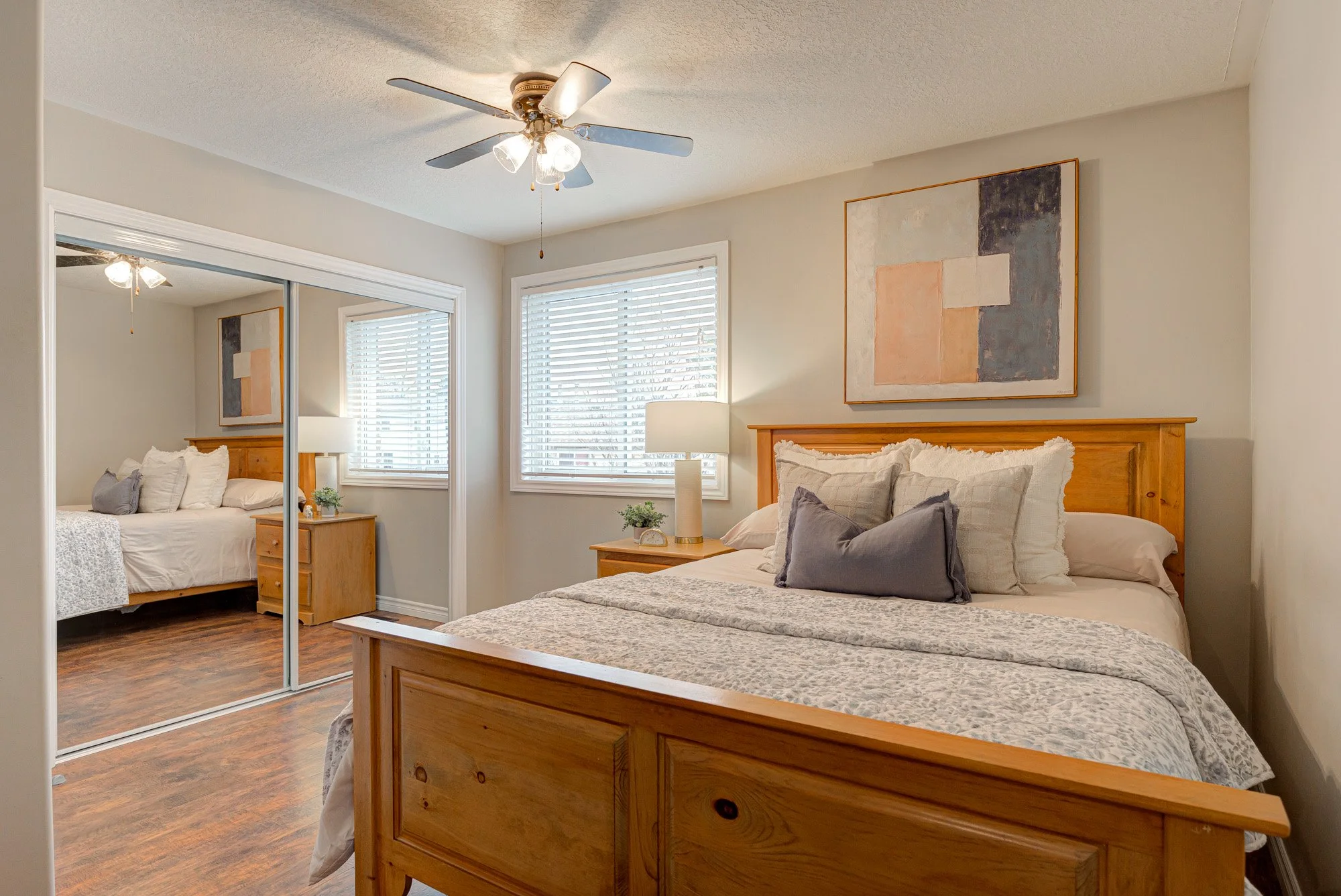 024-24-23 - 50 Westmount Rd. W-Spark Studios Photography Inc.jpg