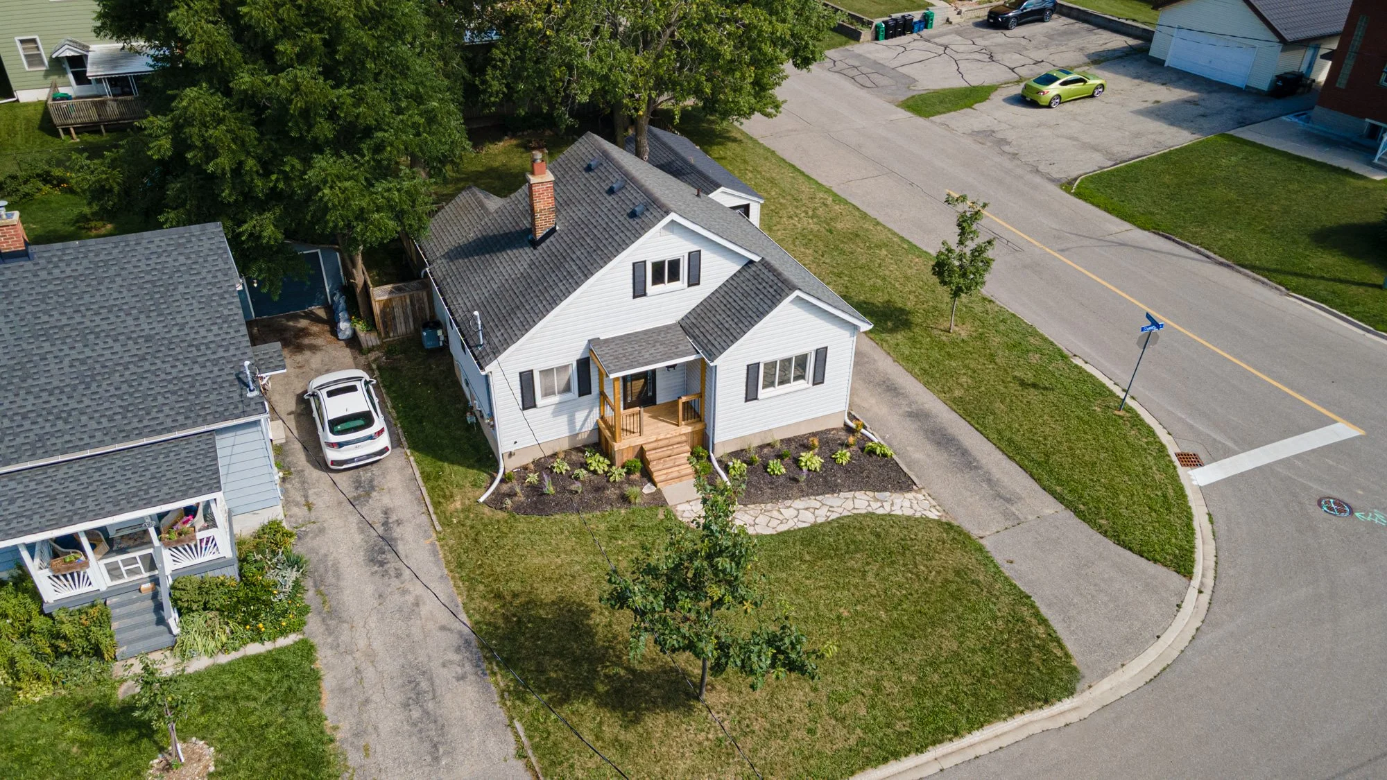 007-07-99 Shantz Ln-Spark Studios Photography Inc.jpg