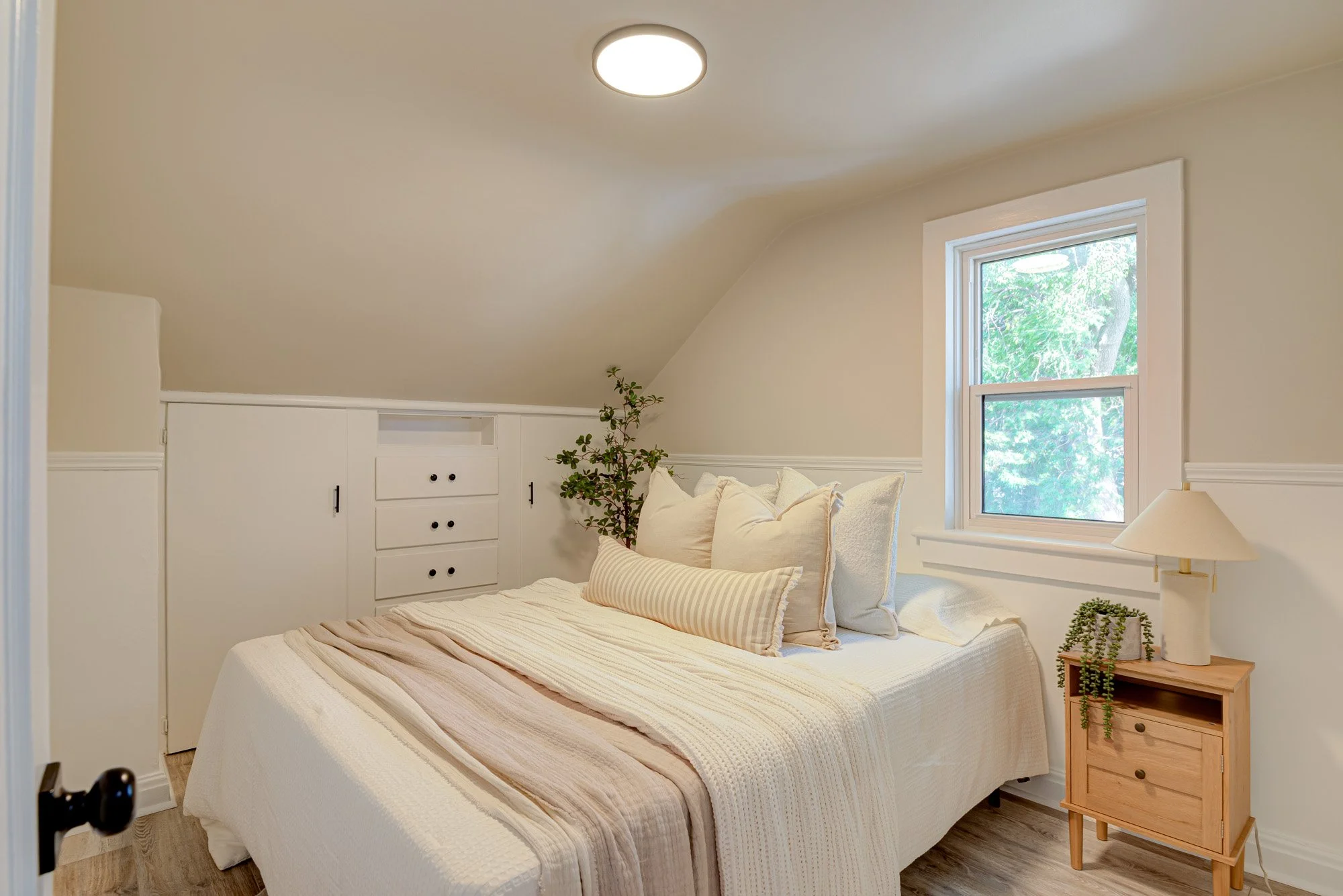 031-31-99 Shantz Ln-Spark Studios Photography Inc.jpg