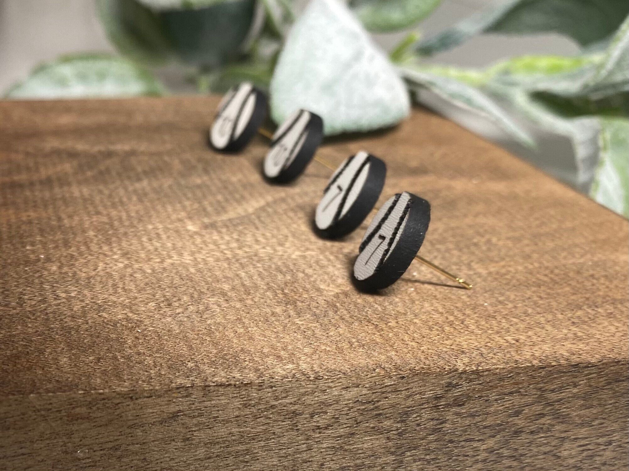 https://i.etsystatic.com/12397526/r/il/72e4f8/3044501716/il_fullxfull.3044501716_qqc5.jpg
