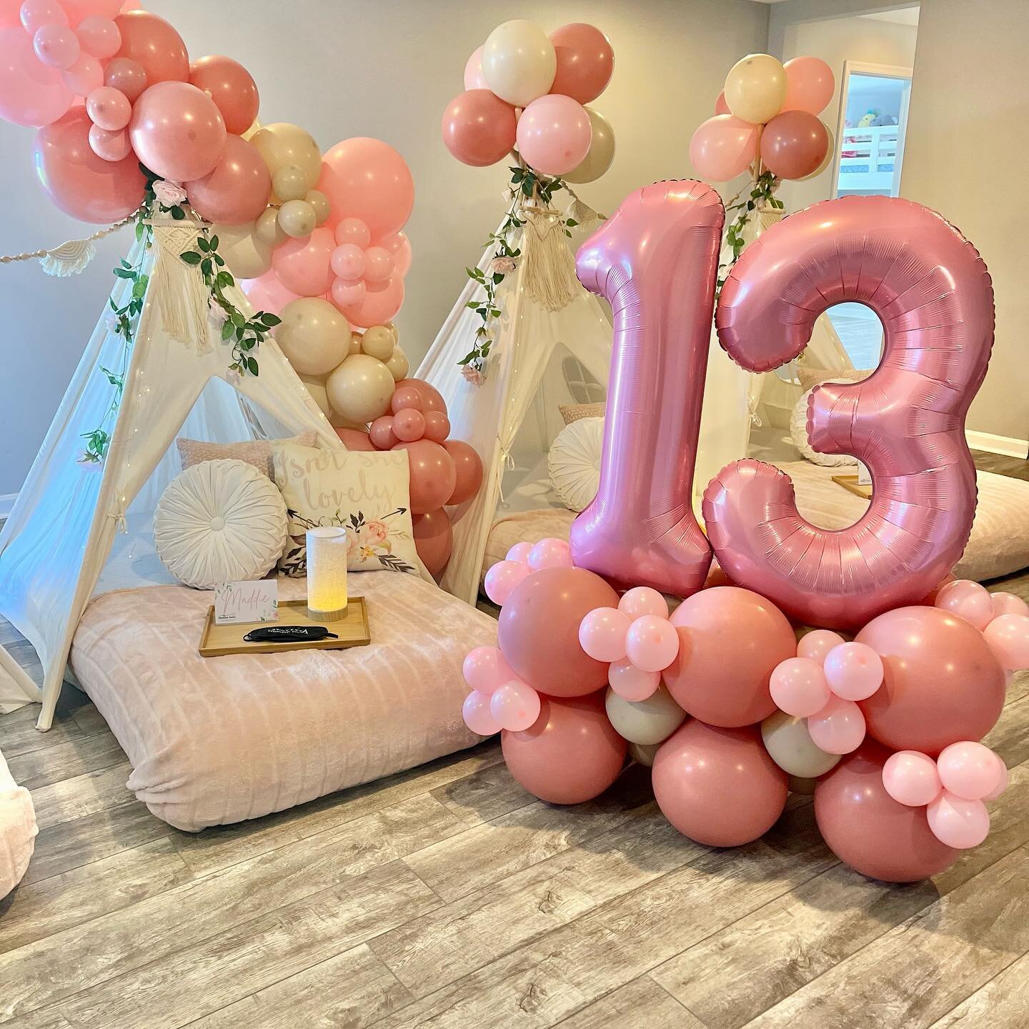 There is a teenager in the house! Happy 1️⃣3️⃣th Birthday Maddie! 🌸

All the balloons definitely made this celebration extra special 🎉🎈

Thanks for having us Jenny! 💗

Theme: Boho Chic
Add ons: #13 Balloon Marquee, Balloon Garland, Balloon Topper