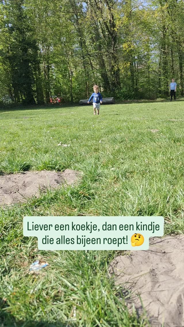 Heel belangrijk om in deze situatie zoiezo de Context te weten...
Vaak is het omdat je kind moe is en honger heeft... Maar dan graag ik wat dieper naar wat heeft hij/zij die middag gegeten...
Wil je handvaten krijgen om hier mee aan de slag te gaan?