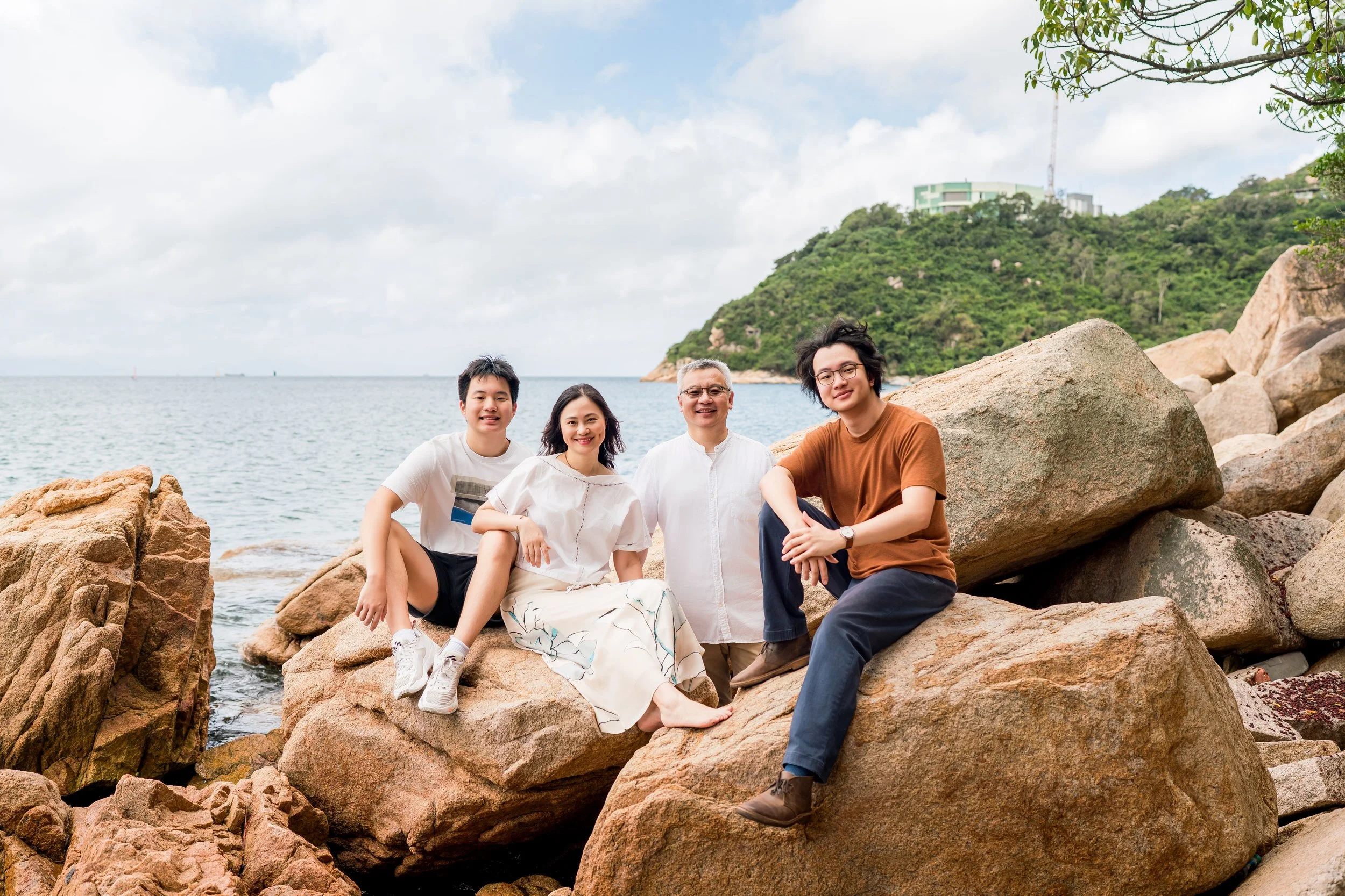 Why Hong Kong’s beaches are a dream for family photos