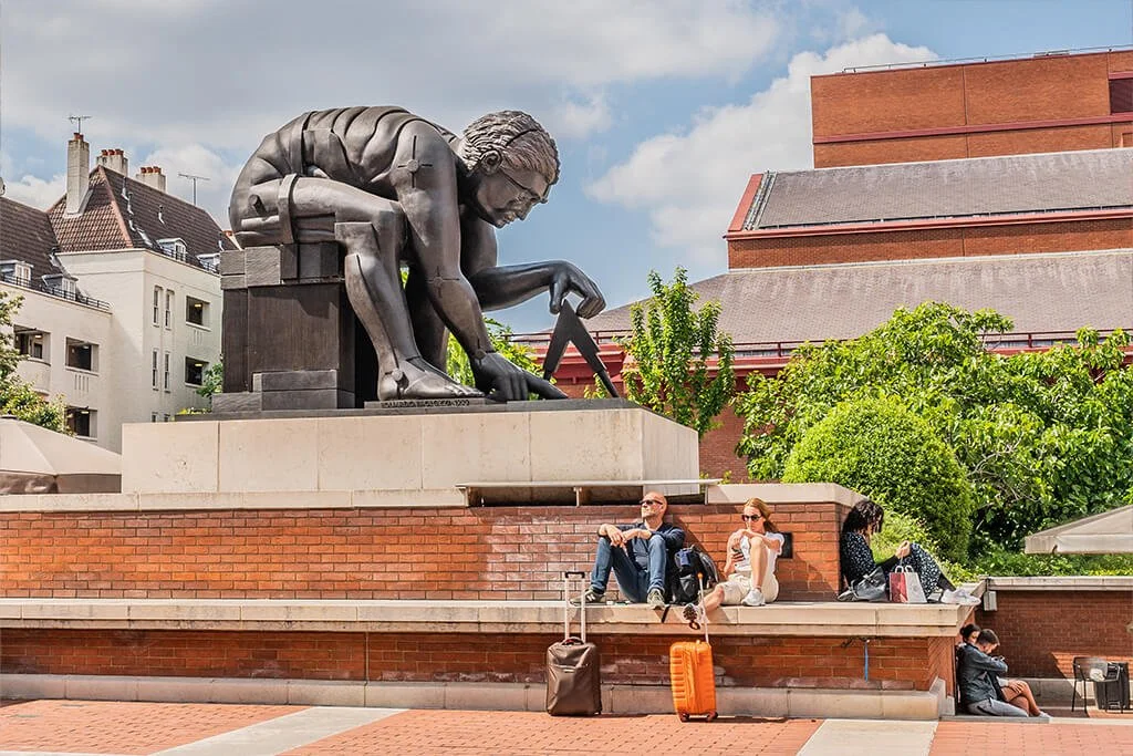 11 Things To See Near King’s Cross St. Pancras in Less Than 1h- Free Walking Tour With a Map