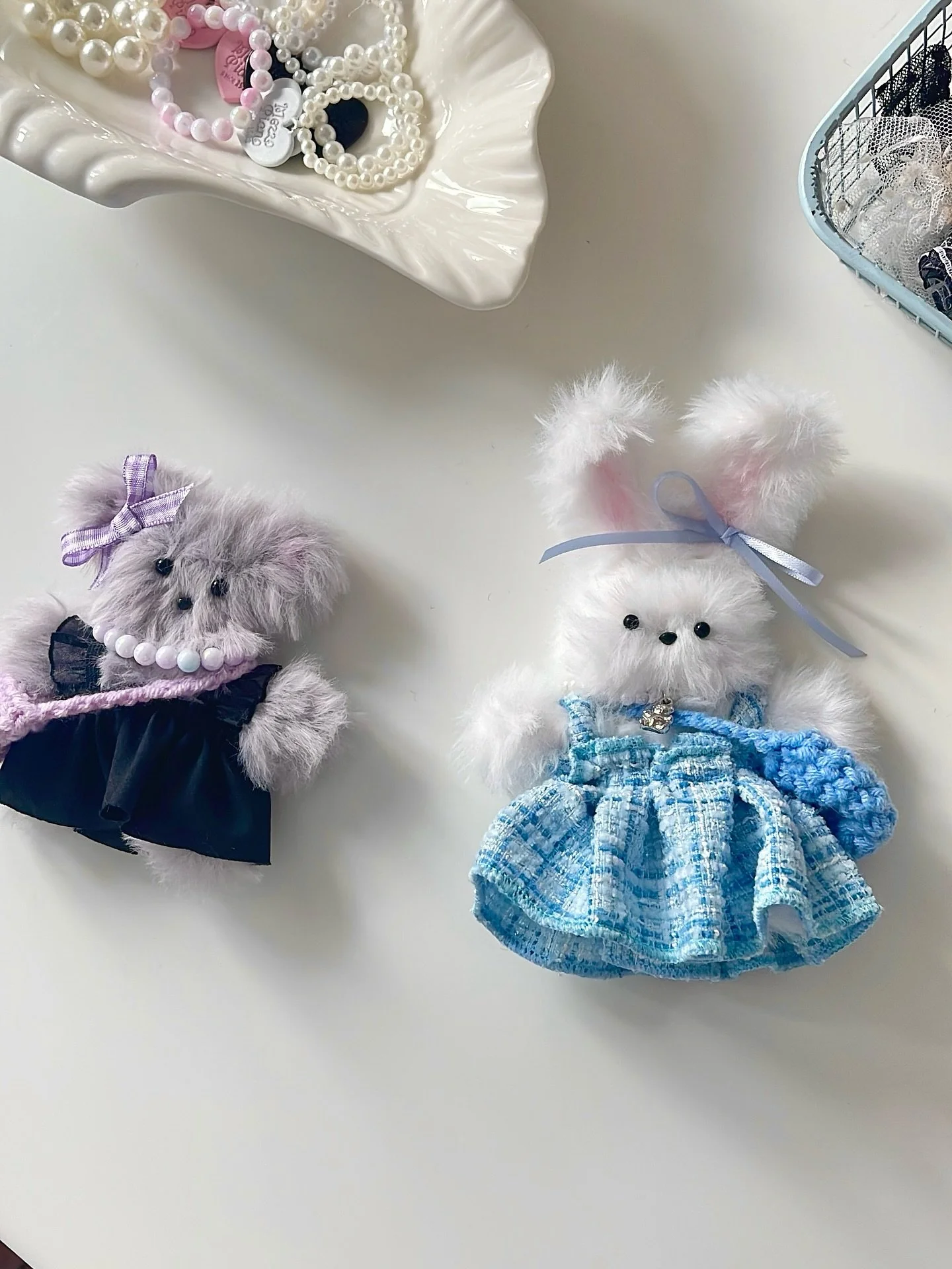 Made with love by our little student 💕

This or That? 🤔
🐻 Moru Teddy or 🐰 Moru Bunny
Which would you bring home first? 👇

.
.
.
.
.
.

#morudollsg #diyworkshopsingapore #handmadewithlovesg #thingstodosingapore #craftworkshopsg
