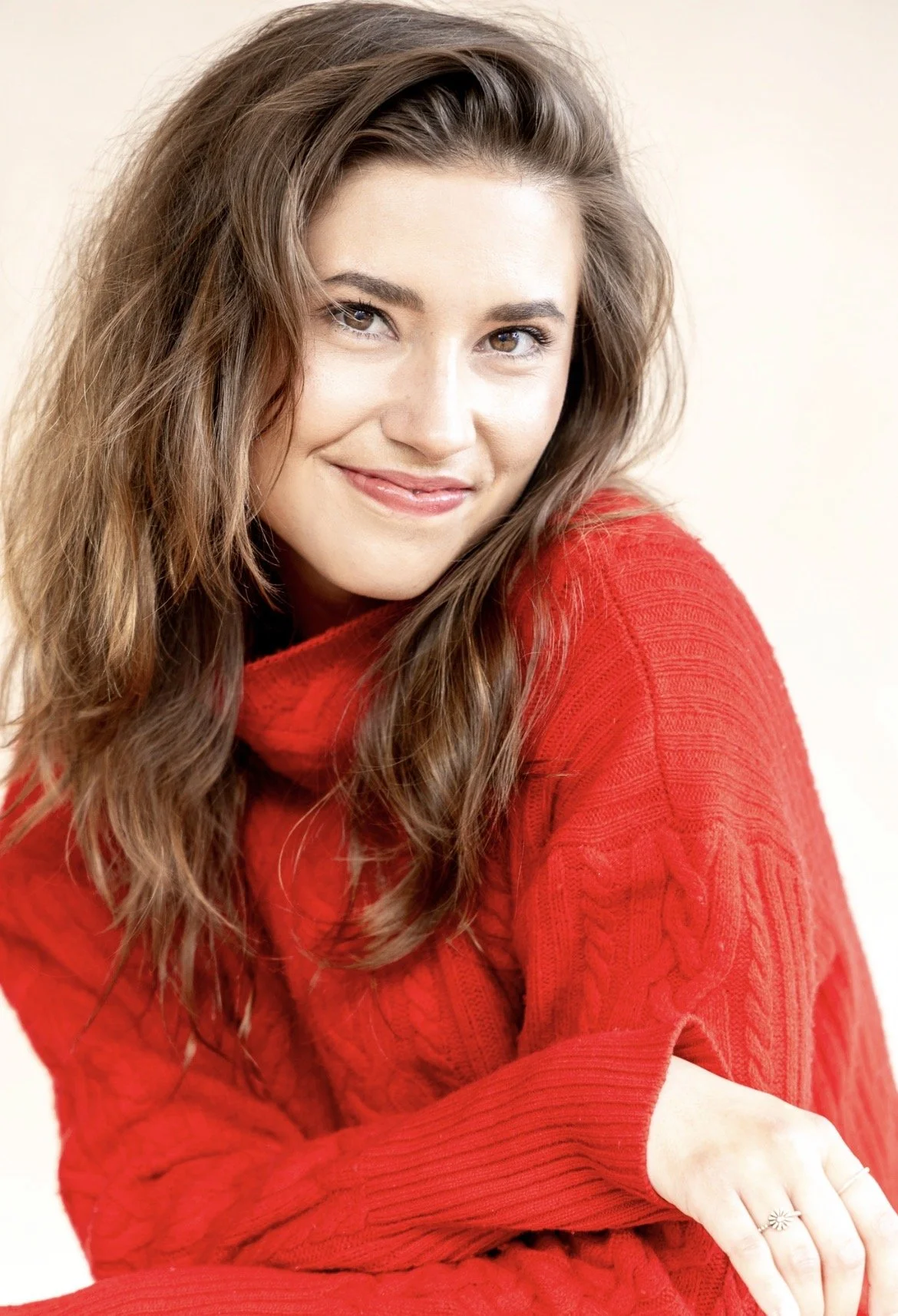 Sammi Stone Headshot- Edited.jpg