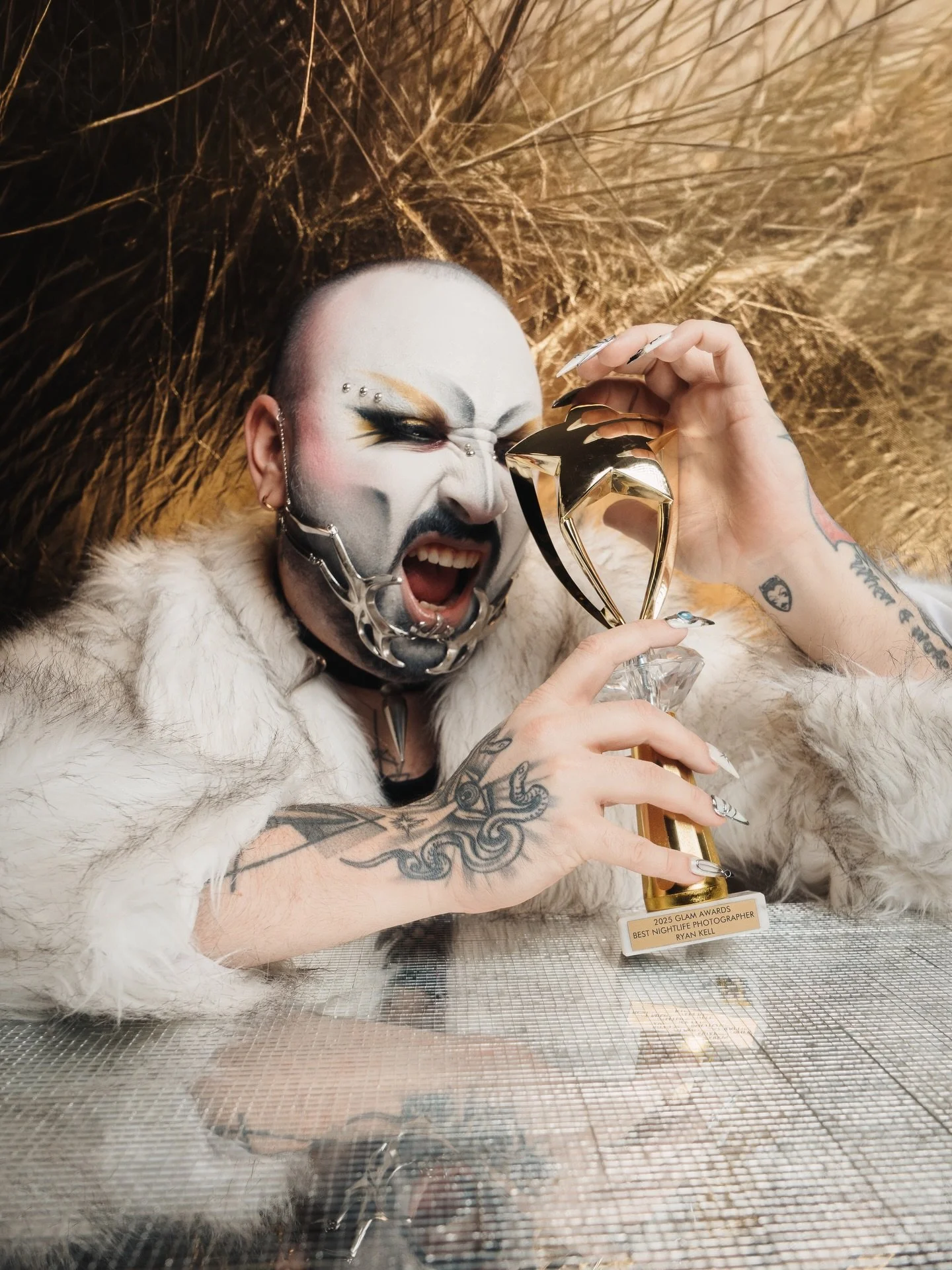 It still feels like a fever dream ever since @amandalepore announced my name as NYC&rsquo;s Best Nightlife Photographer at the 2025 @glamawards.

I&rsquo;m eternally grateful for every single person who trusted me to take their photo, to document the