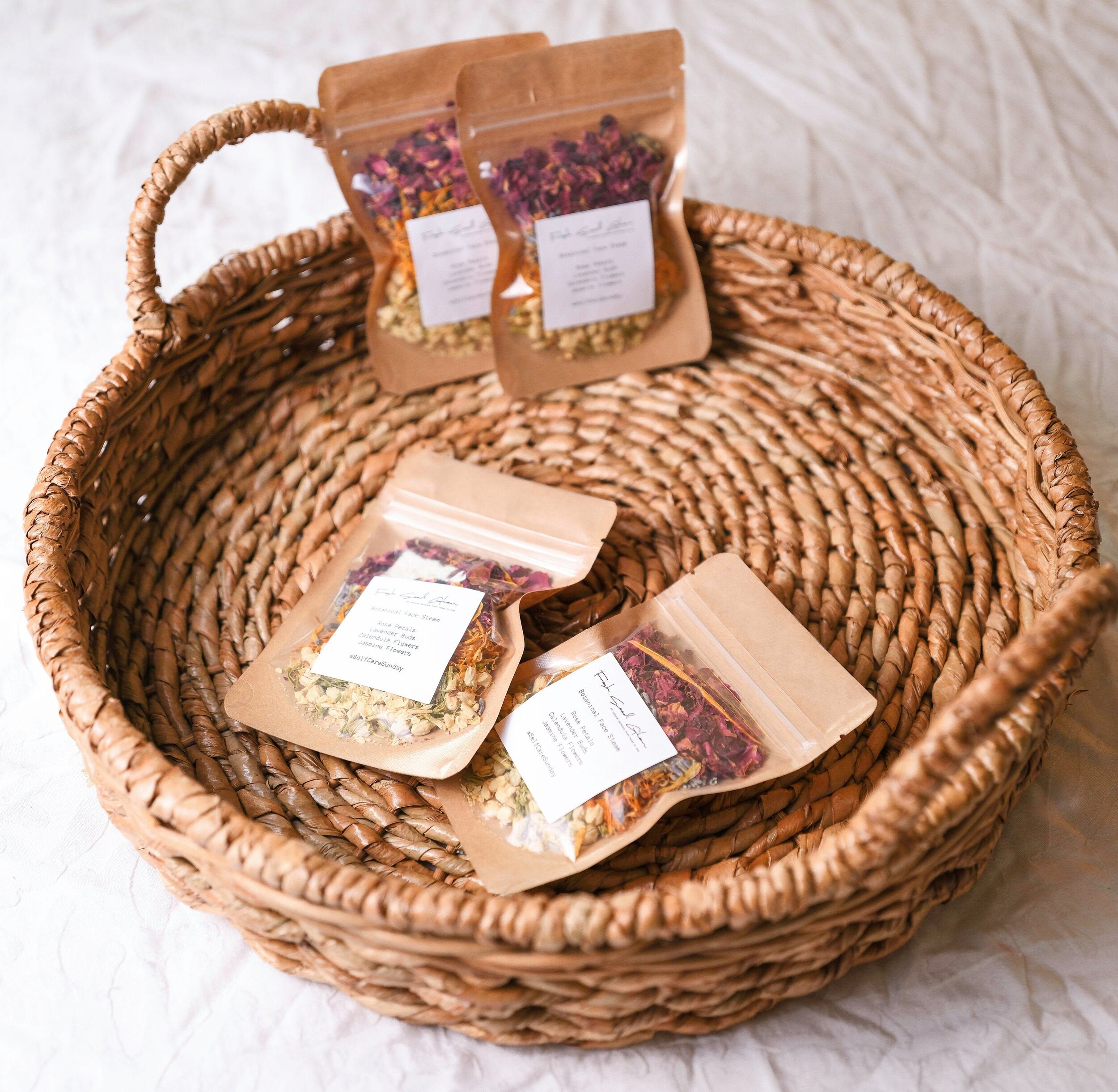 https://i.etsystatic.com/17845594/r/il/4aaa51/2930404660/il_fullxfull.2930404660_7tas.jpg
