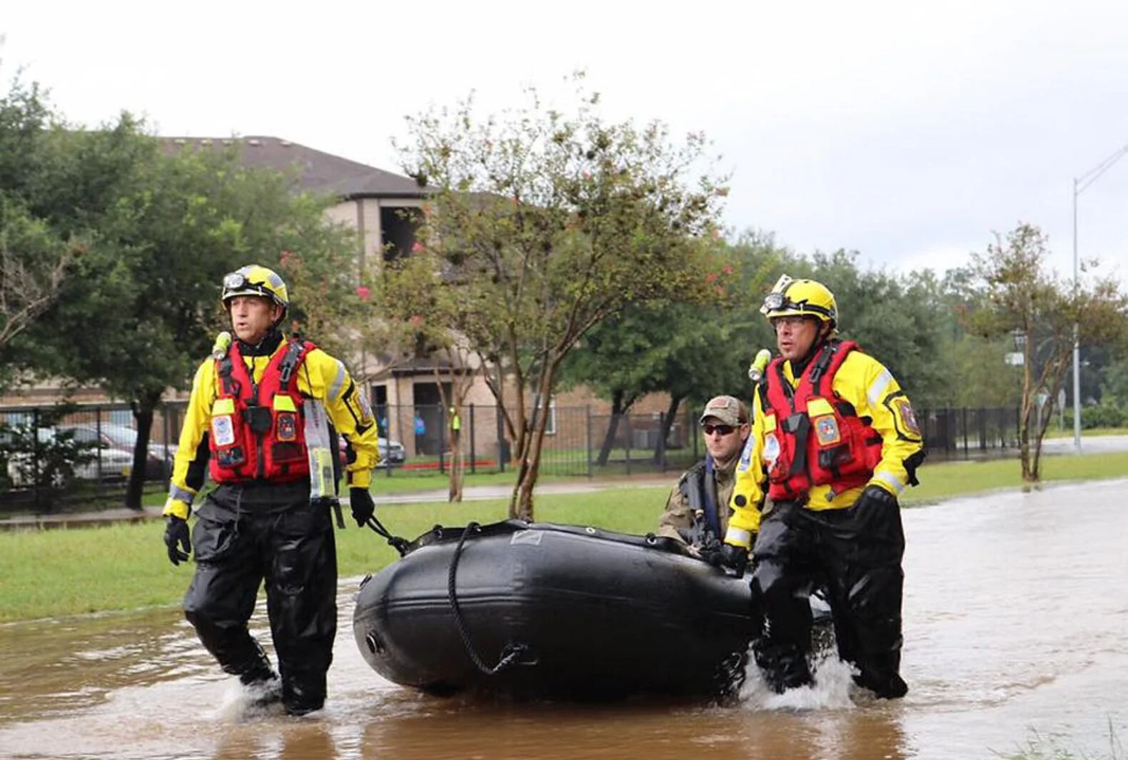 | Missouri Task Force One assisting Houston Fire Department with rescue procedures |