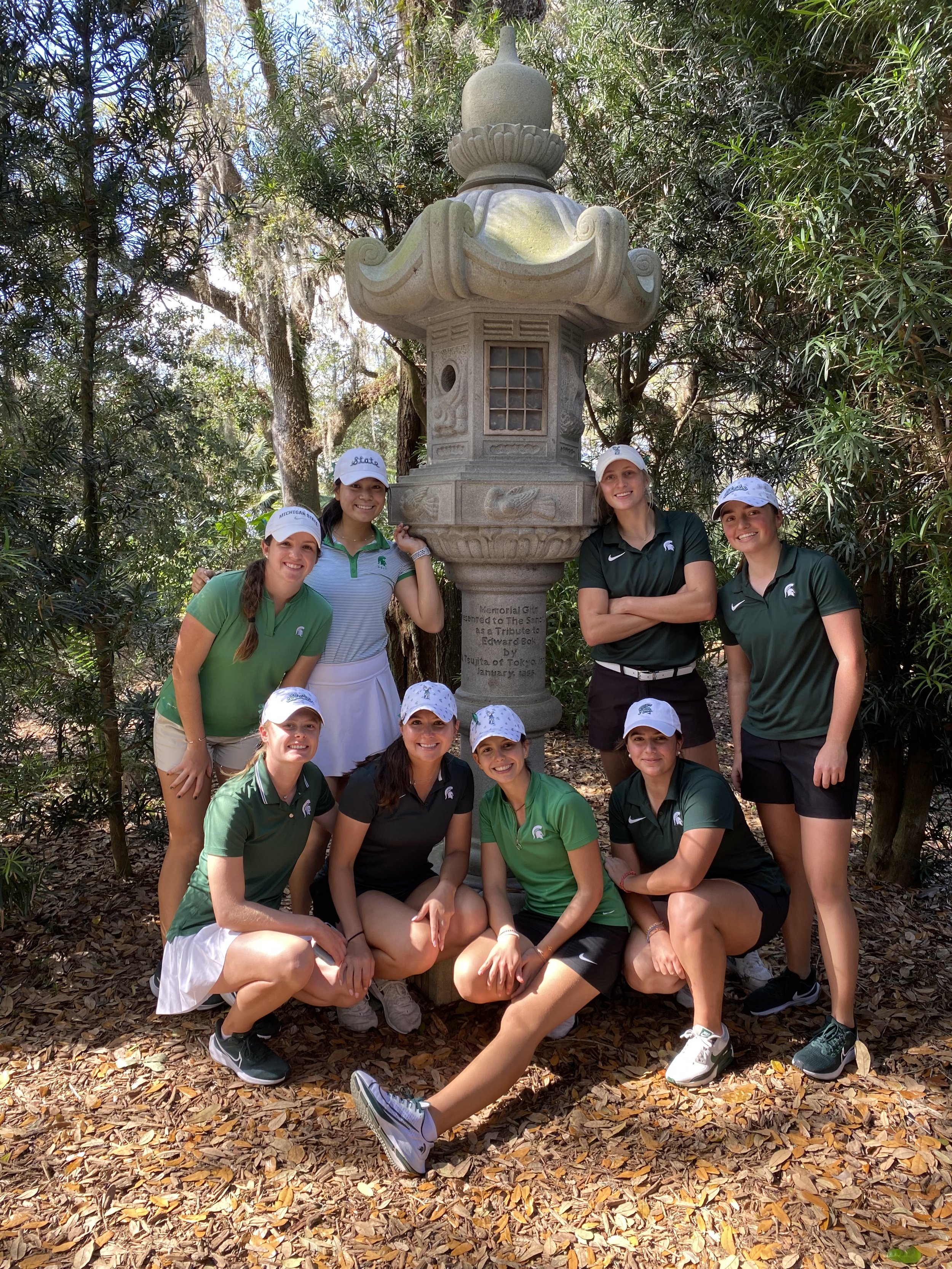 MSU Womens golf team at Bok.jpg