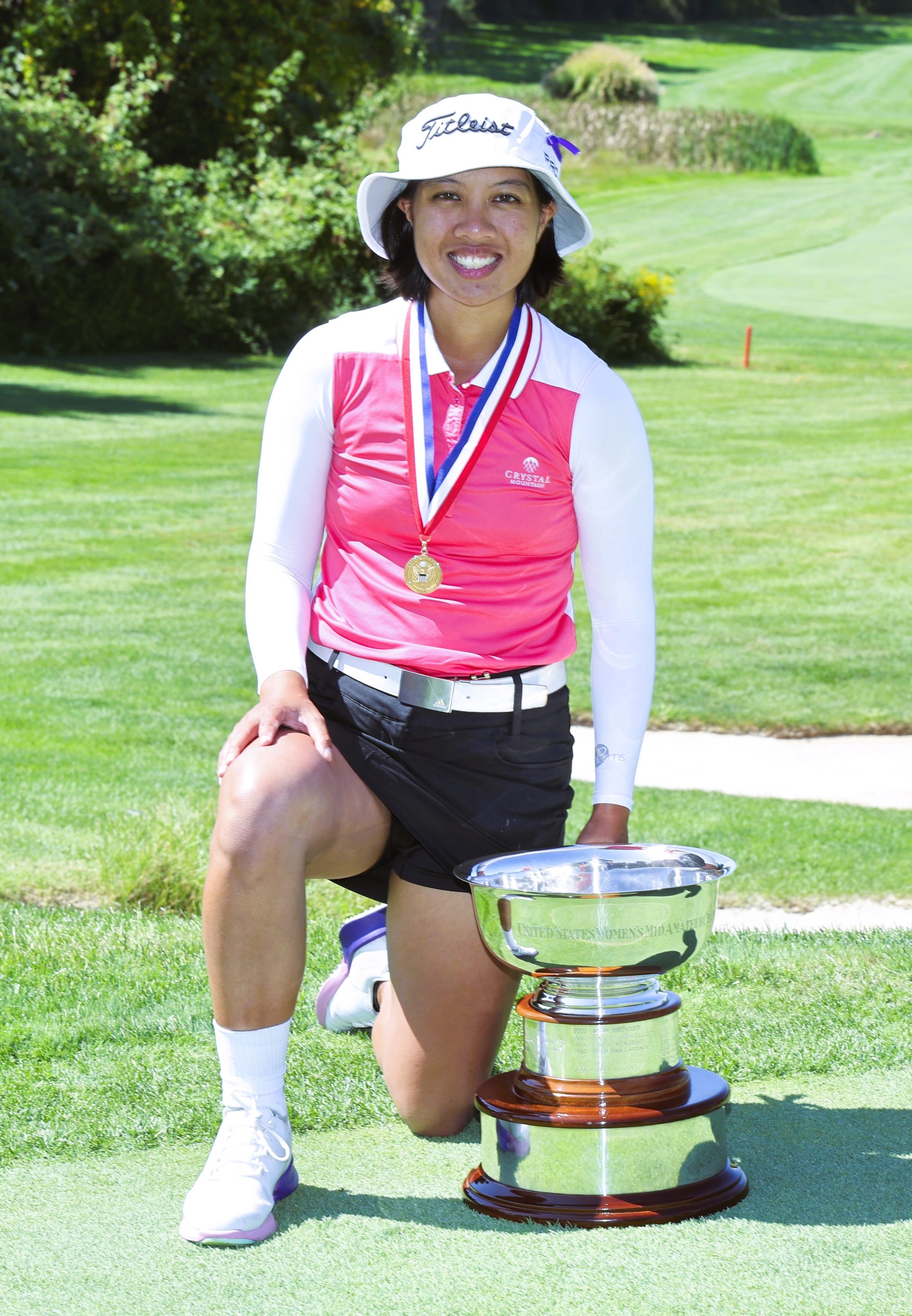 kimberly dinh 2023 us women's mid-am with trophy 1.jpg