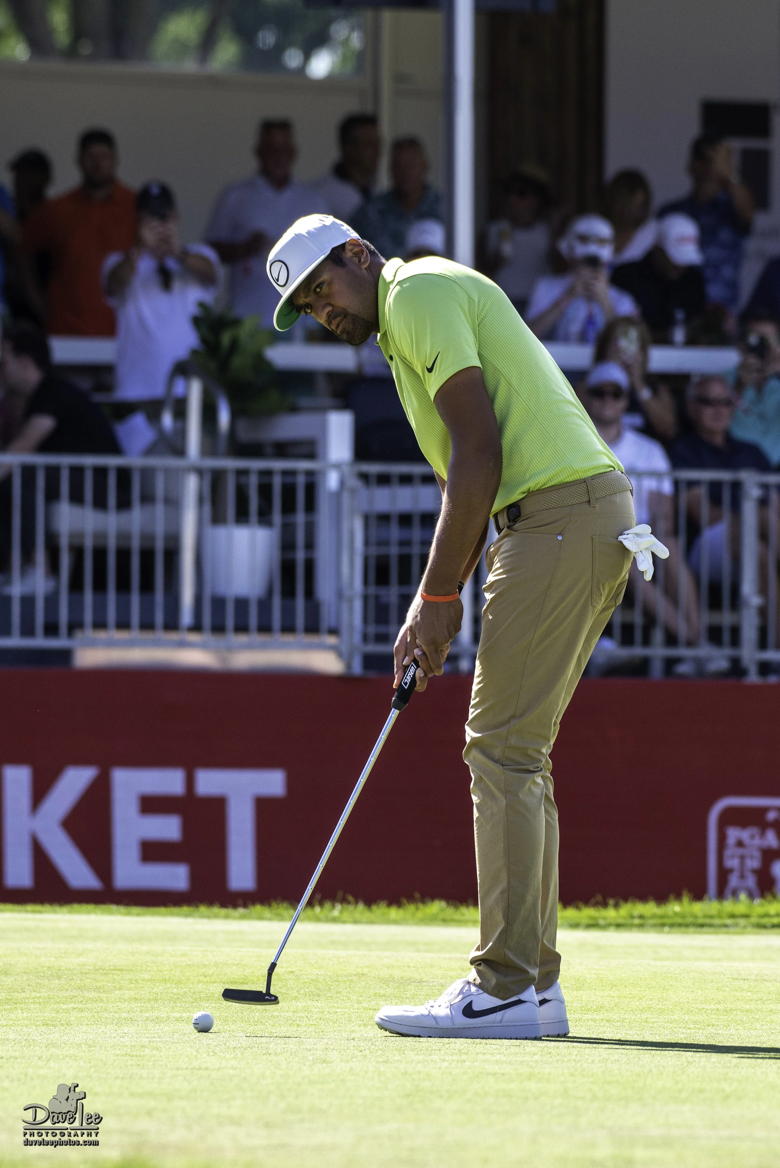 Tony Finau rocket putting.jpg