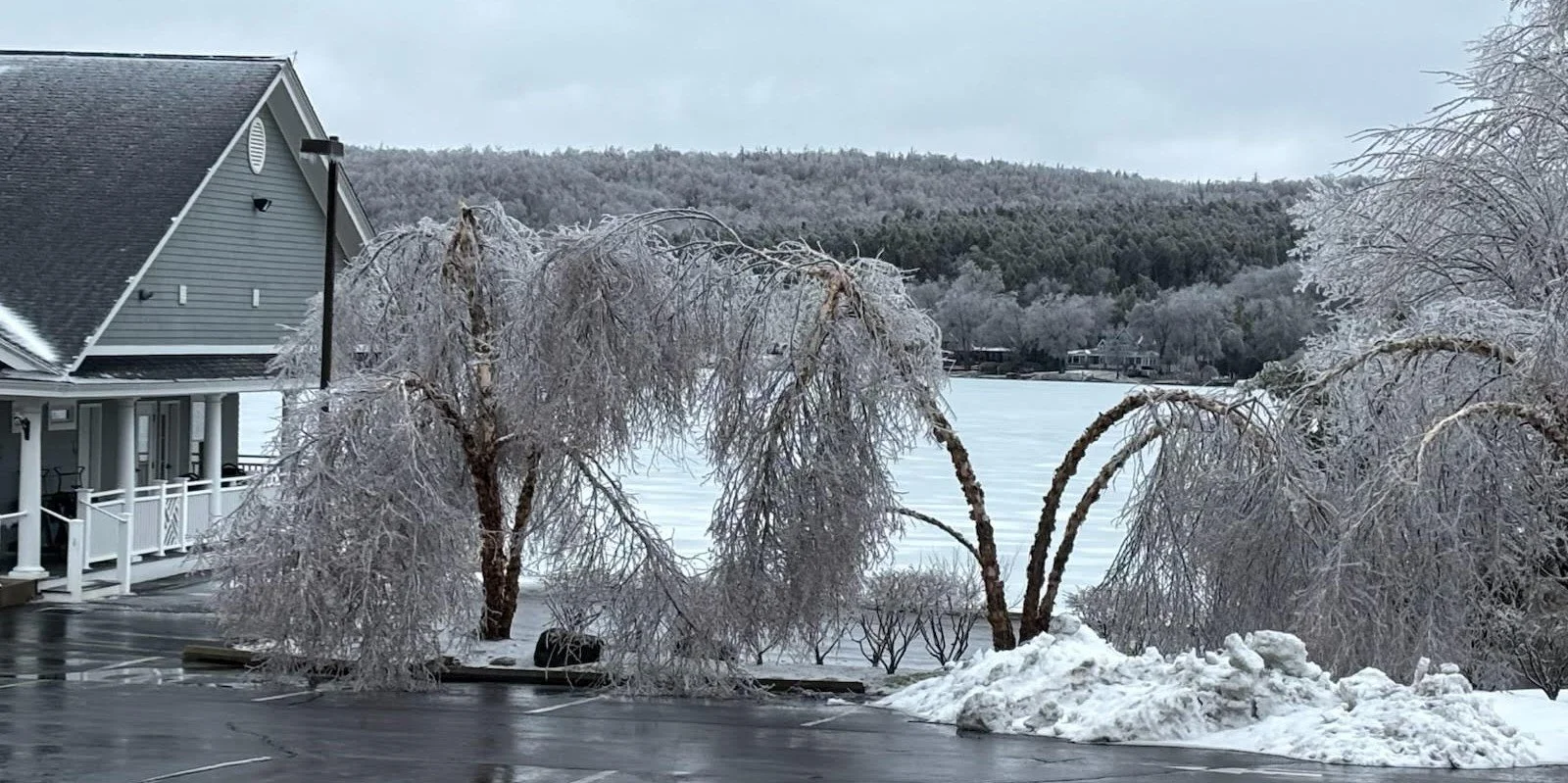 Walloon Lake CC ice storm 2.jpg