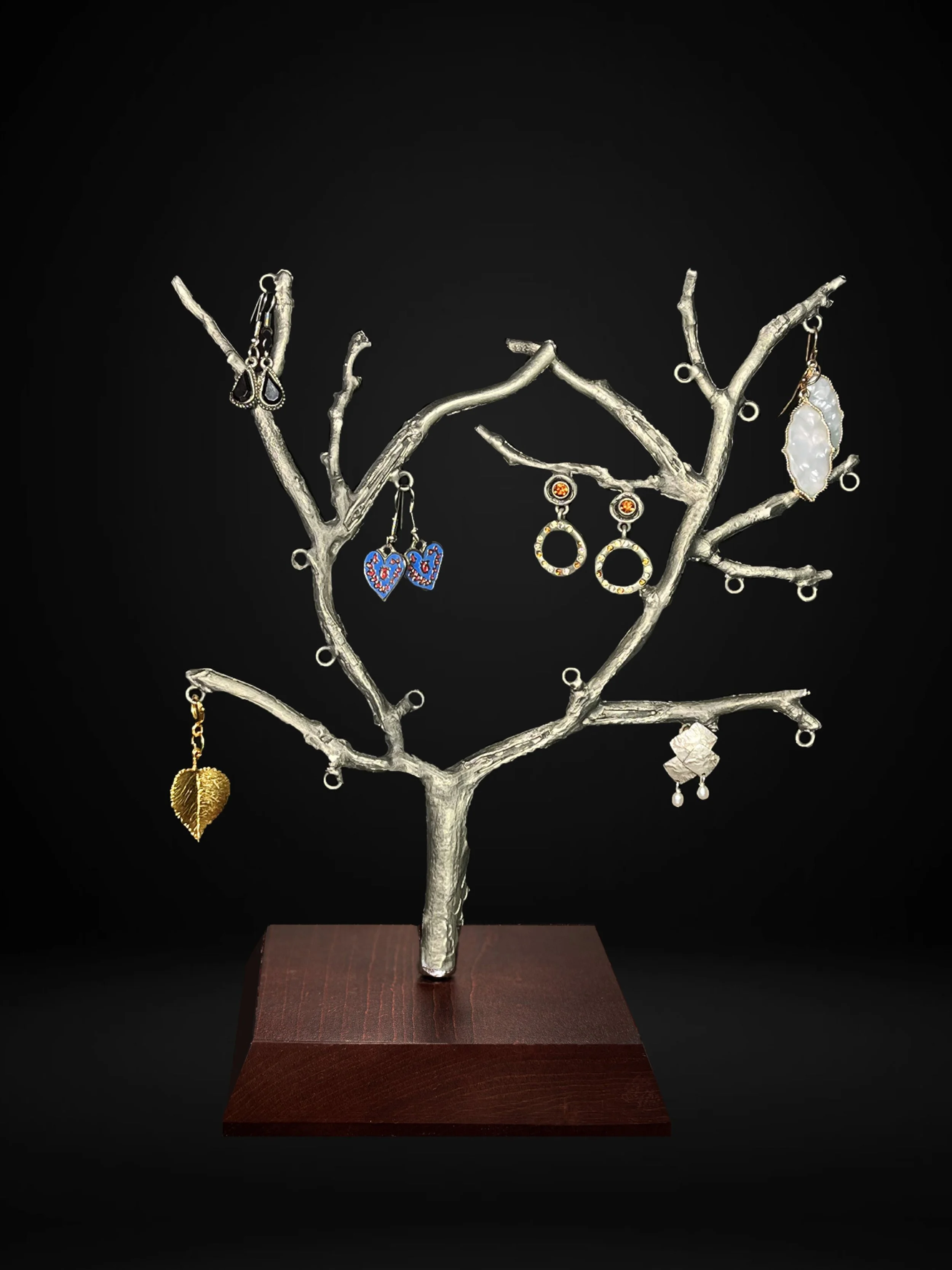 JewelryTree-1.jpg