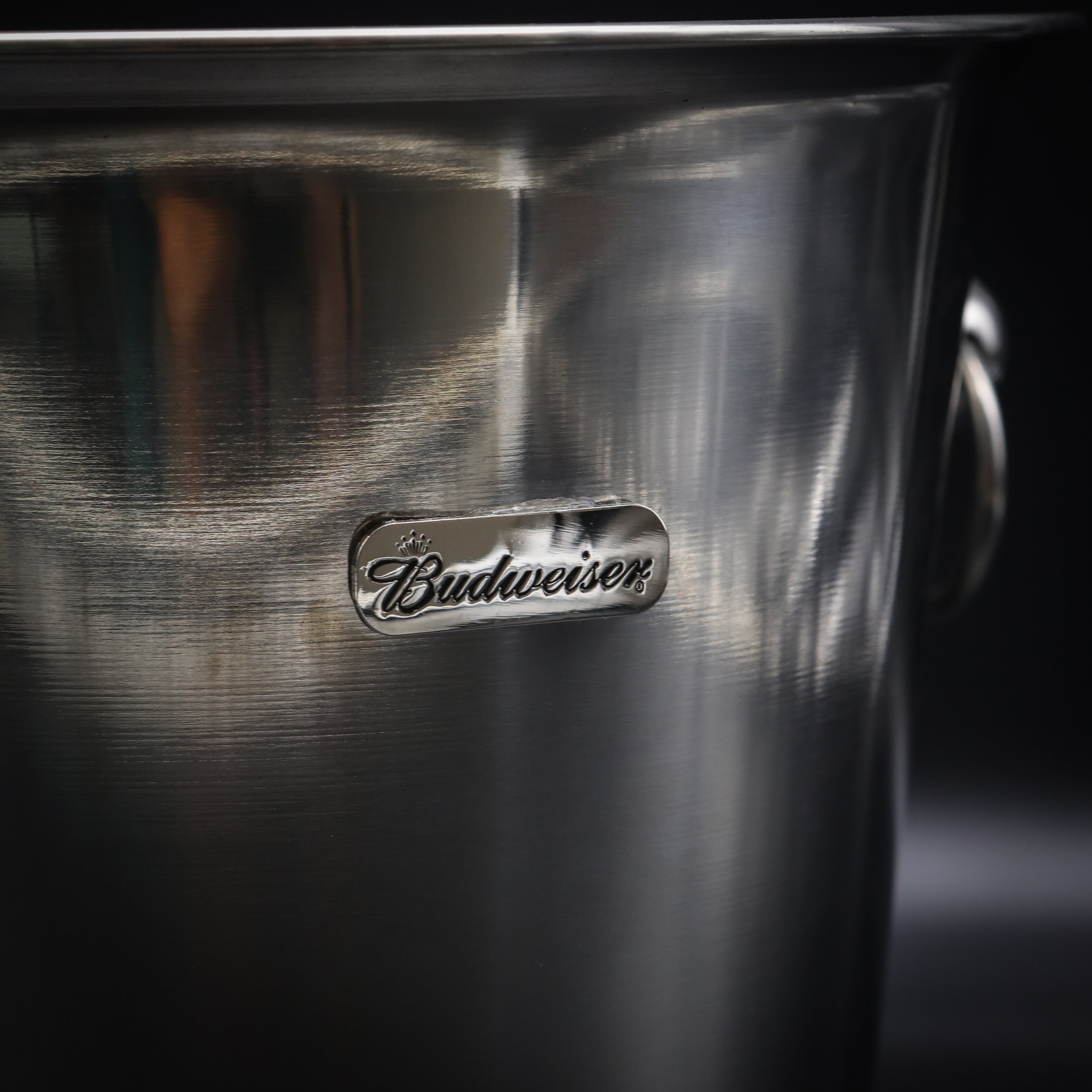 budweiser bucket.jpg