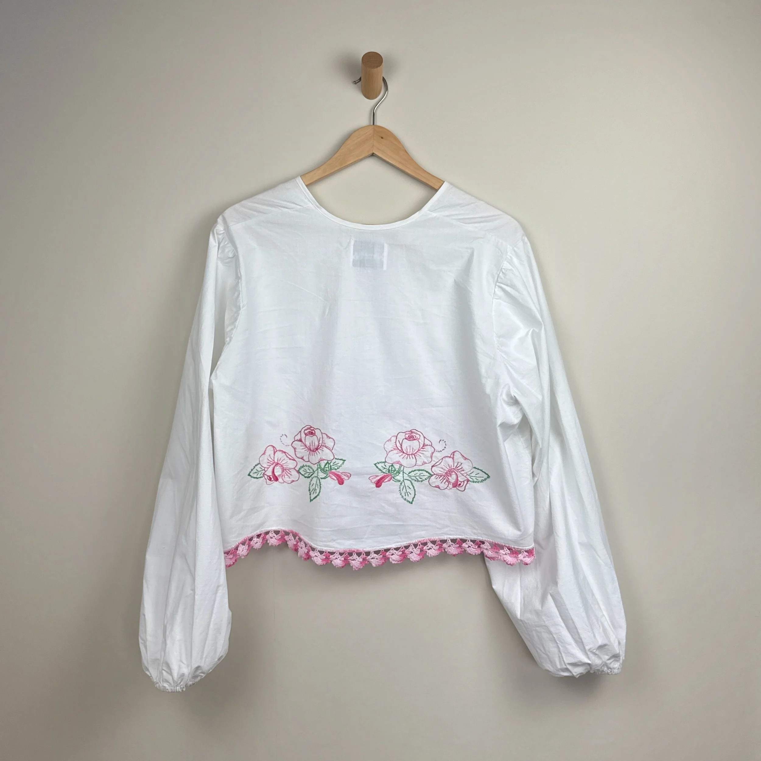 Upcycled embroidered vintage cotton blouse with floral embroidery, size XXL