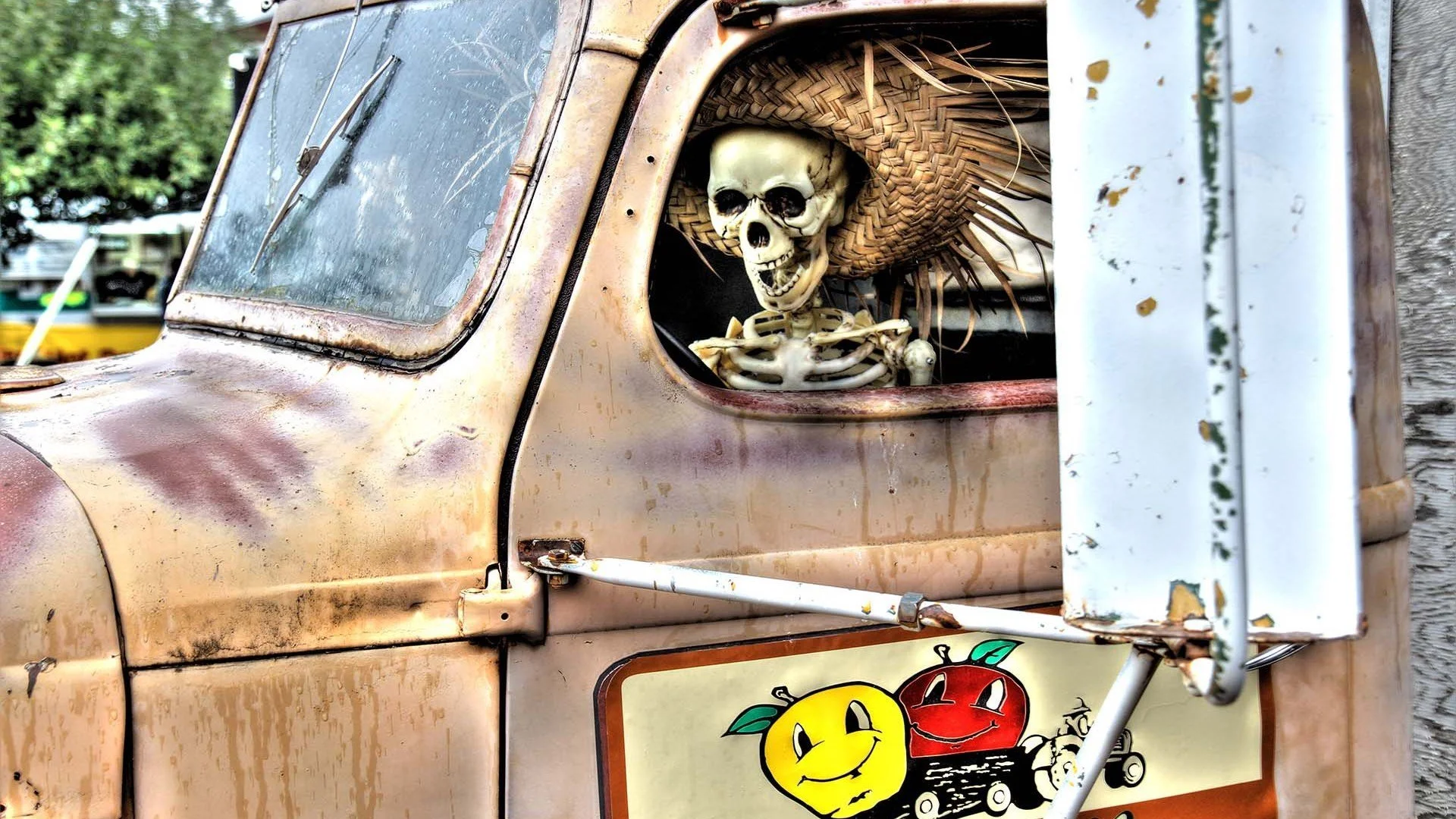 CCCHR Presents : Landstown Commons Creepy Car Show | Oct. 18th