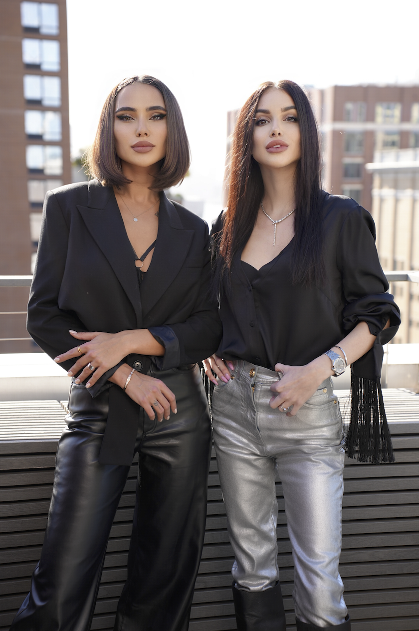Valeriia Yamshchykova and Lera Nikitina, founders of (ES)TEASY liingerie