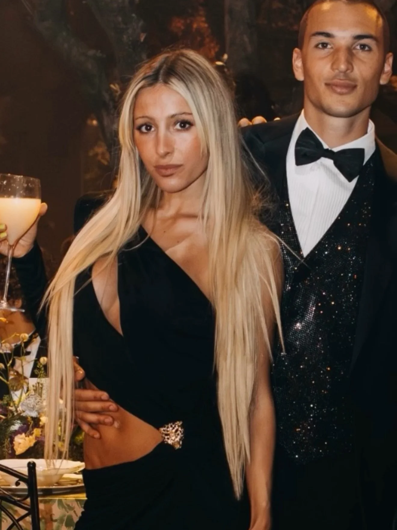 Birthday girl @ginebss wears a Roberto Cavalli gown purchased from @opulentaddict ! Sourced by @laurensanchezbezos through @miss_kellyjohnson ! We love it when the fashion girlies share! 🥰
.
.
.
.
.
.
#robertocavalli #vintage #dress #style #outfit #