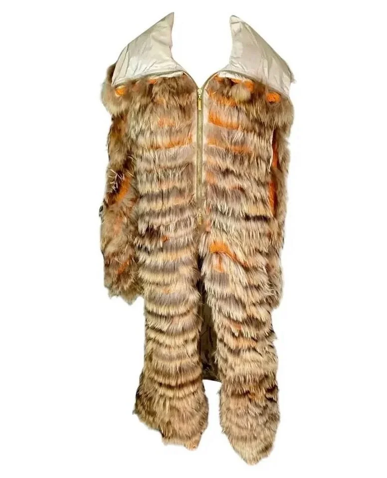 Roberto Cavalli F/W 2002 Runway Unworn Full Length Collar Zipper Knit Fur Coat

Available now @opulentaddict
.
.
.
.
.
.
#karolinakurkova #runway #robertocavalli #vintage #coat #dress #style #outfit #instafashion #instastyle #look #fashion #beautiful