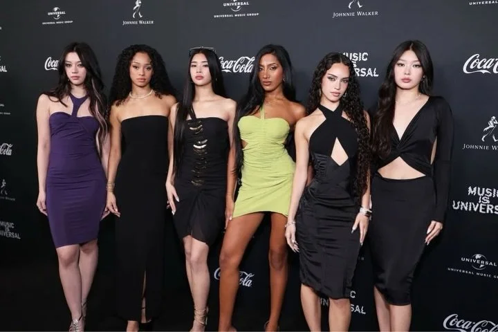 Gucci girls ❤️&zwj;🔥 @katseyeworld wearing Gucci by Tom Ford dresses purchased from @opulentaddict for the UMG Grammys after party! Styled by @katieqian 

@lararajj in Fall 2003 Gucci by Tom Ford purchased from OpulentAddict

@daniela_avanzini in Fa