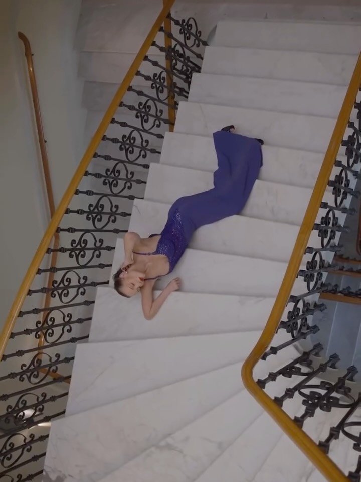 Getting ready with @numero_netherlands and more! @dariakonovalova wearing a Fall 1996 Gianni Versace gown purchased from @opulentaddict to the @amfar Gala in Cannes! 
.
.
.
.
.
#dariakonovalova #versace #gianniversace #cannes #opulentaddict @opulenta