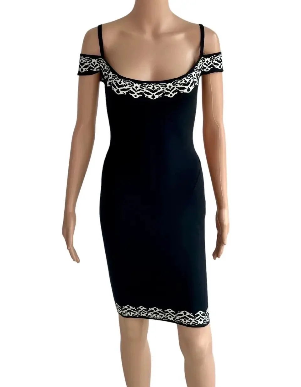 Azzedine Alaia S/S 1992 Runway Vintage Cold-Shoulder Bodycon Mini Dress —  OpulentAddict