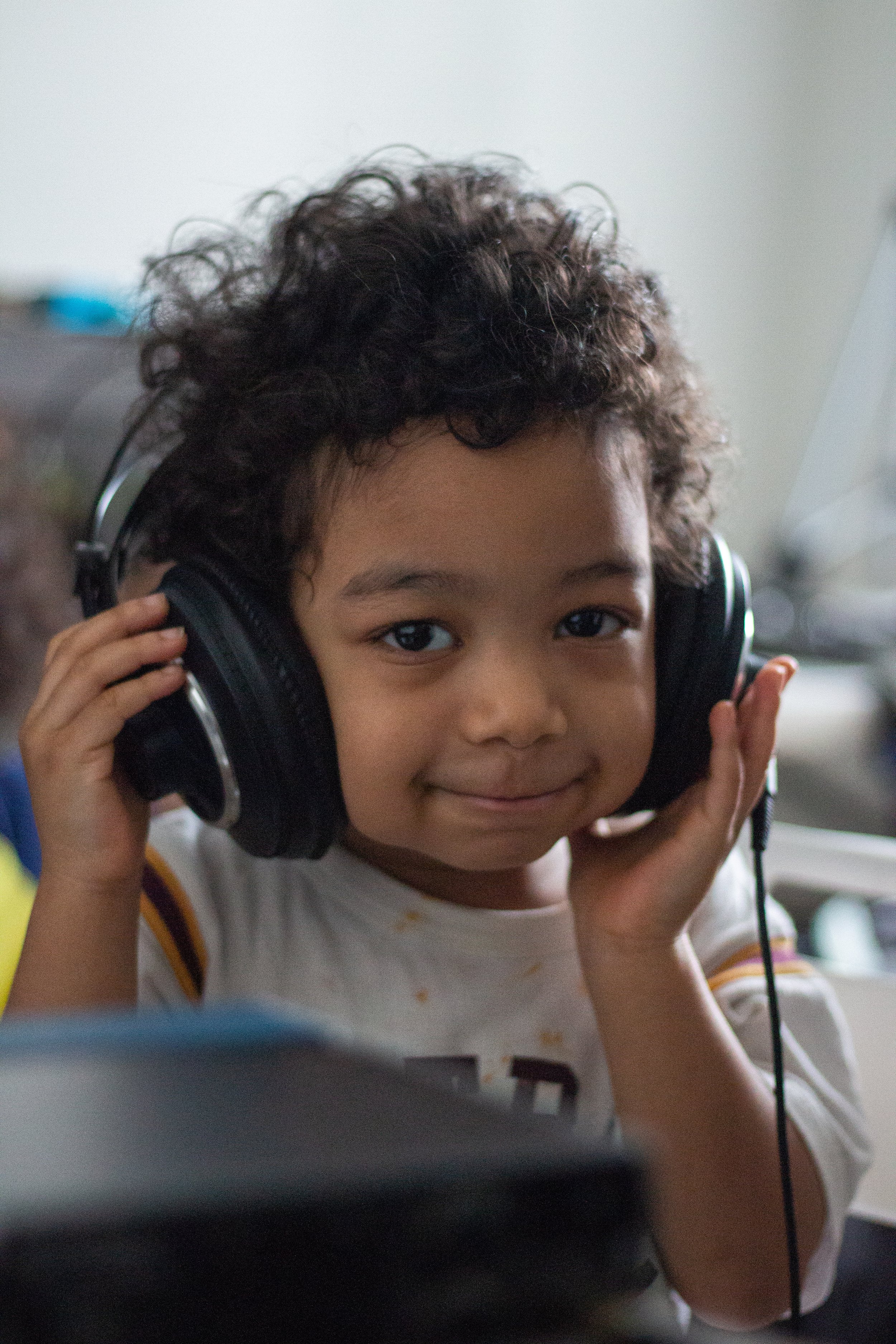 2018.08.10 2yo w headphones.jpg