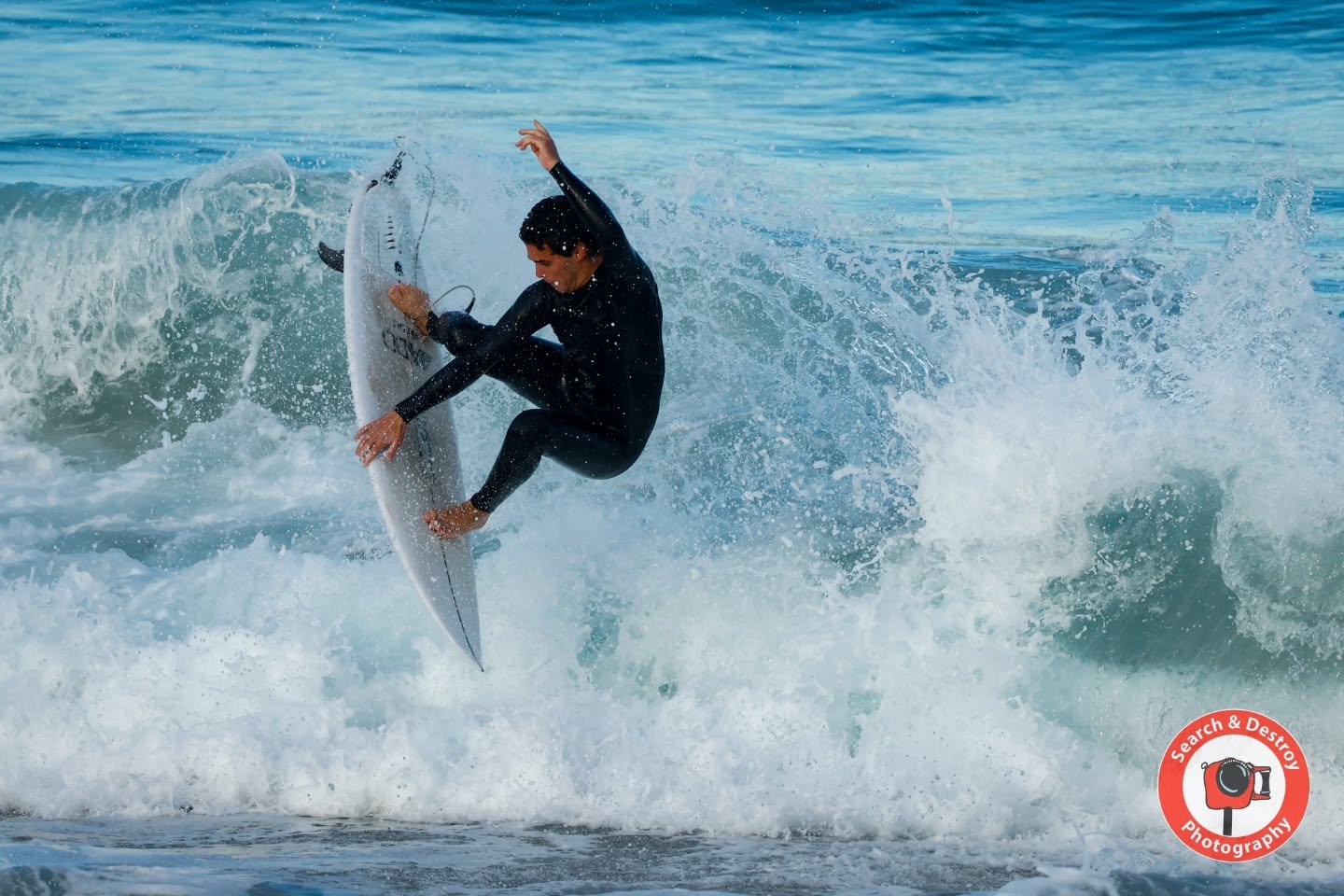 Winter Vibes : Magicians
.
.
.
@nmsr.com.au @canonanzpro #eosr3 #rf200800mmf639isusm #searchanddestroyofficial #serchanddestroyphotograpy #surfing #2035 
📸@dmenelau