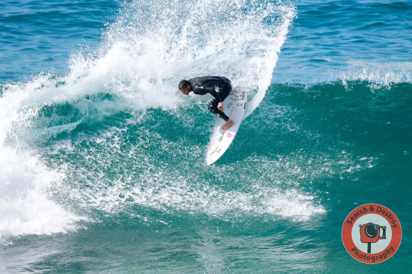 Spring Vibes : Vibes are Back
.
.
.
@canonanzpro @nmsr.com.au #mirrorless #eosr3 #rf200800mmf639isusm #searchanddestroyofficial #serchanddestroyphotograpy #surfing ##2035 
📸@dmenelau