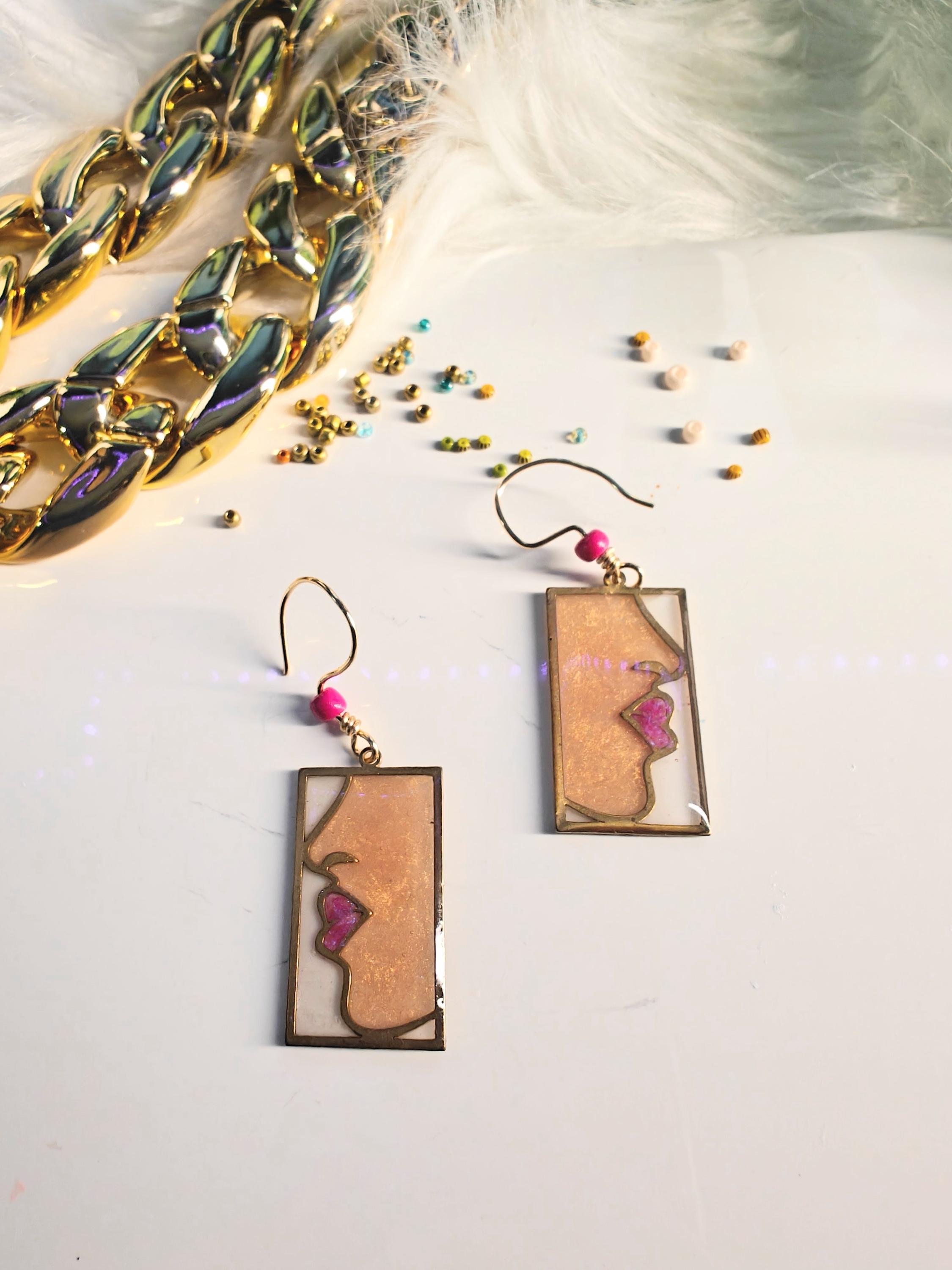 https://i.etsystatic.com/6007087/r/il/3924d0/6277966722/il_fullxfull.6277966722_jz20.jpg