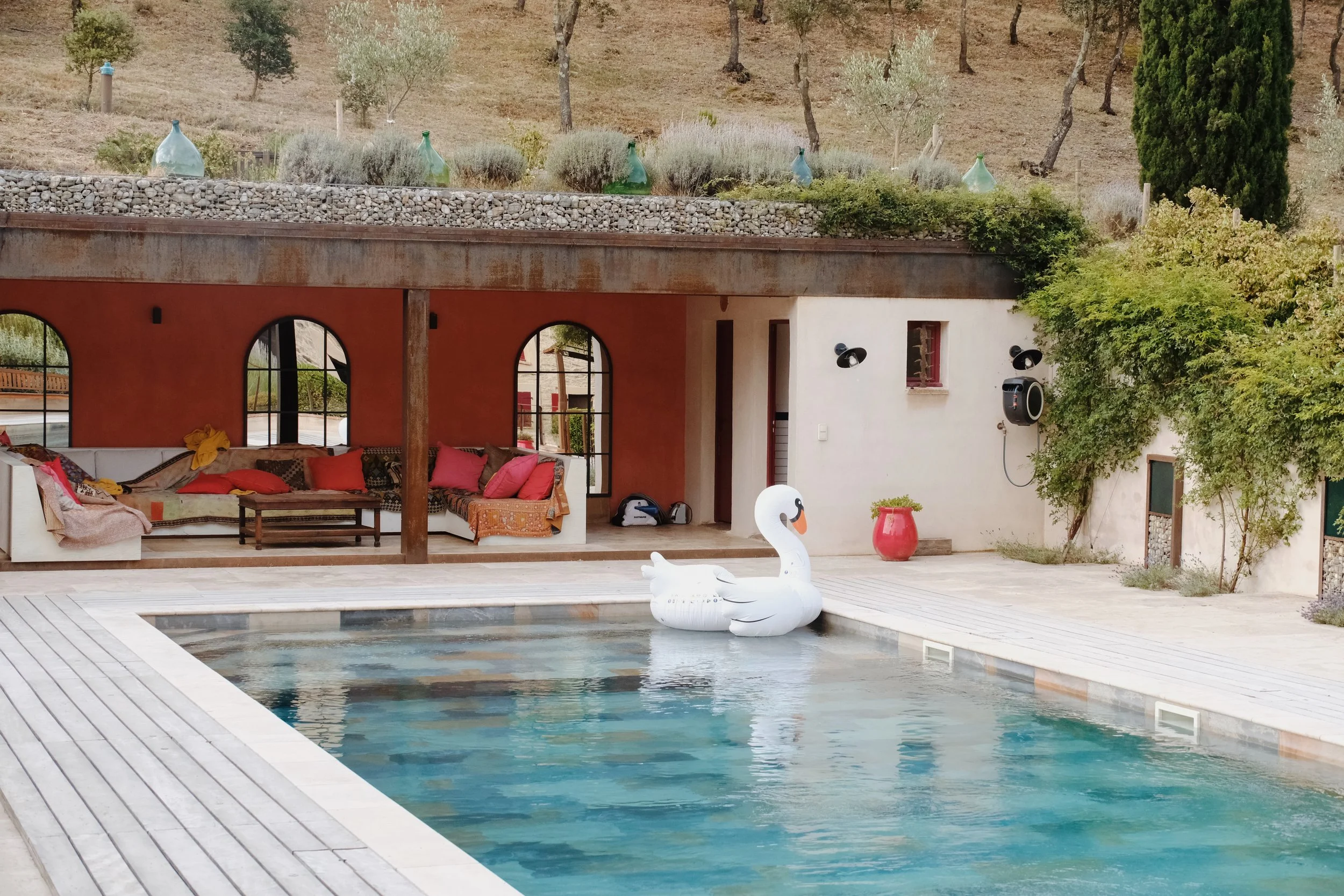 Emma_Lavelle_Madrona_Pool_5.jpeg