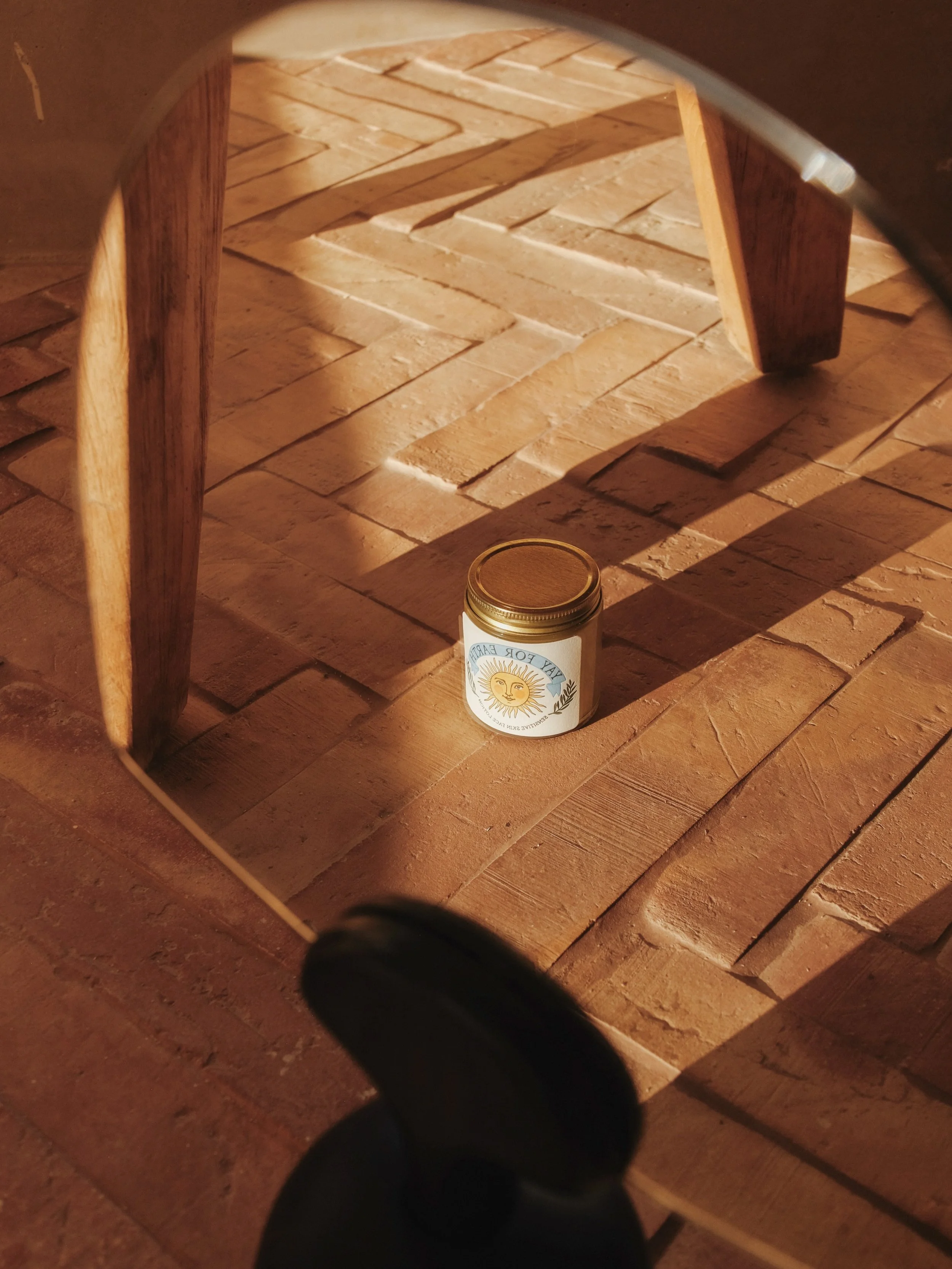 Natural balms and oils in the golden Grecian sun. 🌞

📸 @yayforearth
