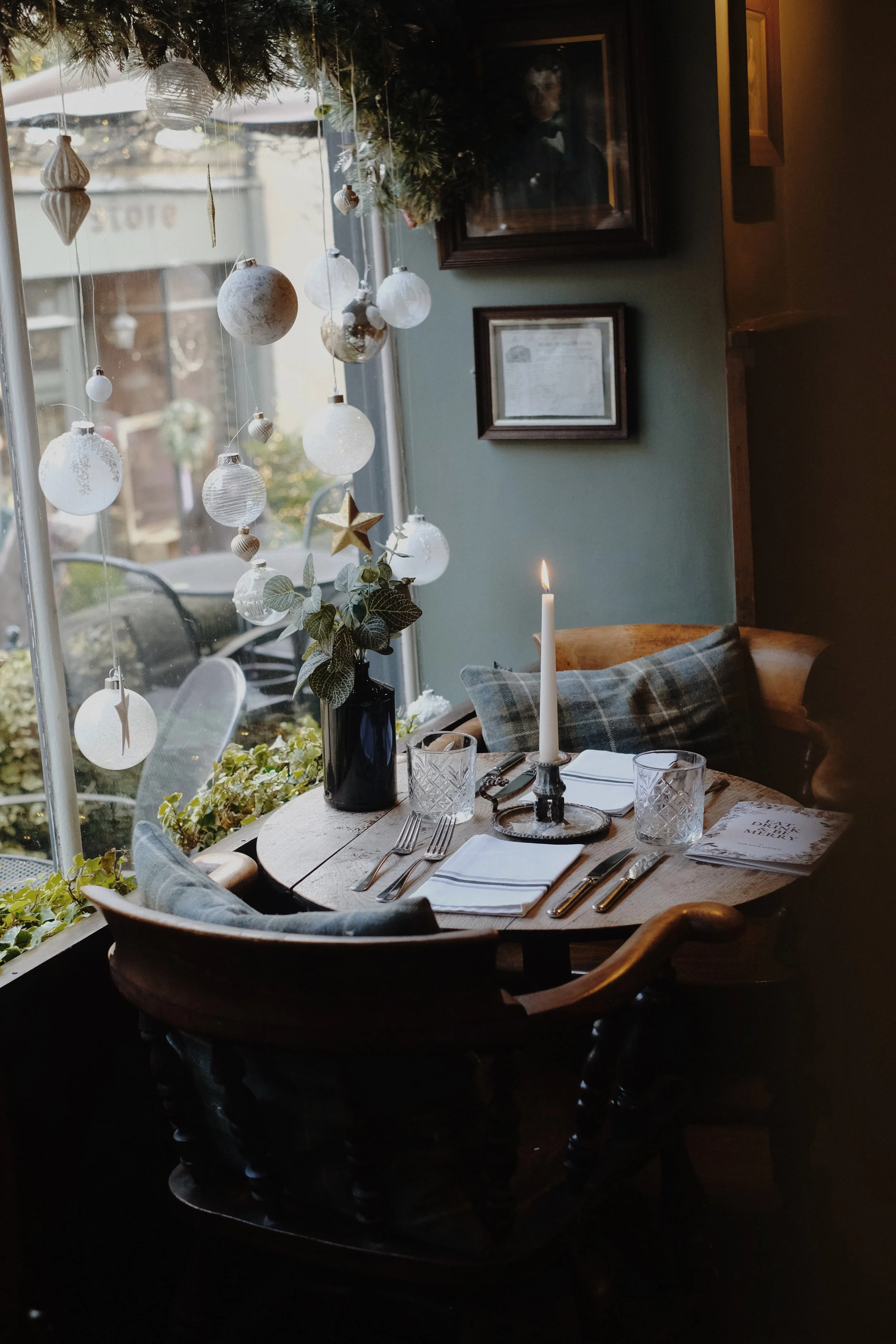 Emma _Lavelle_The_Hawthorn_December25_135.jpeg