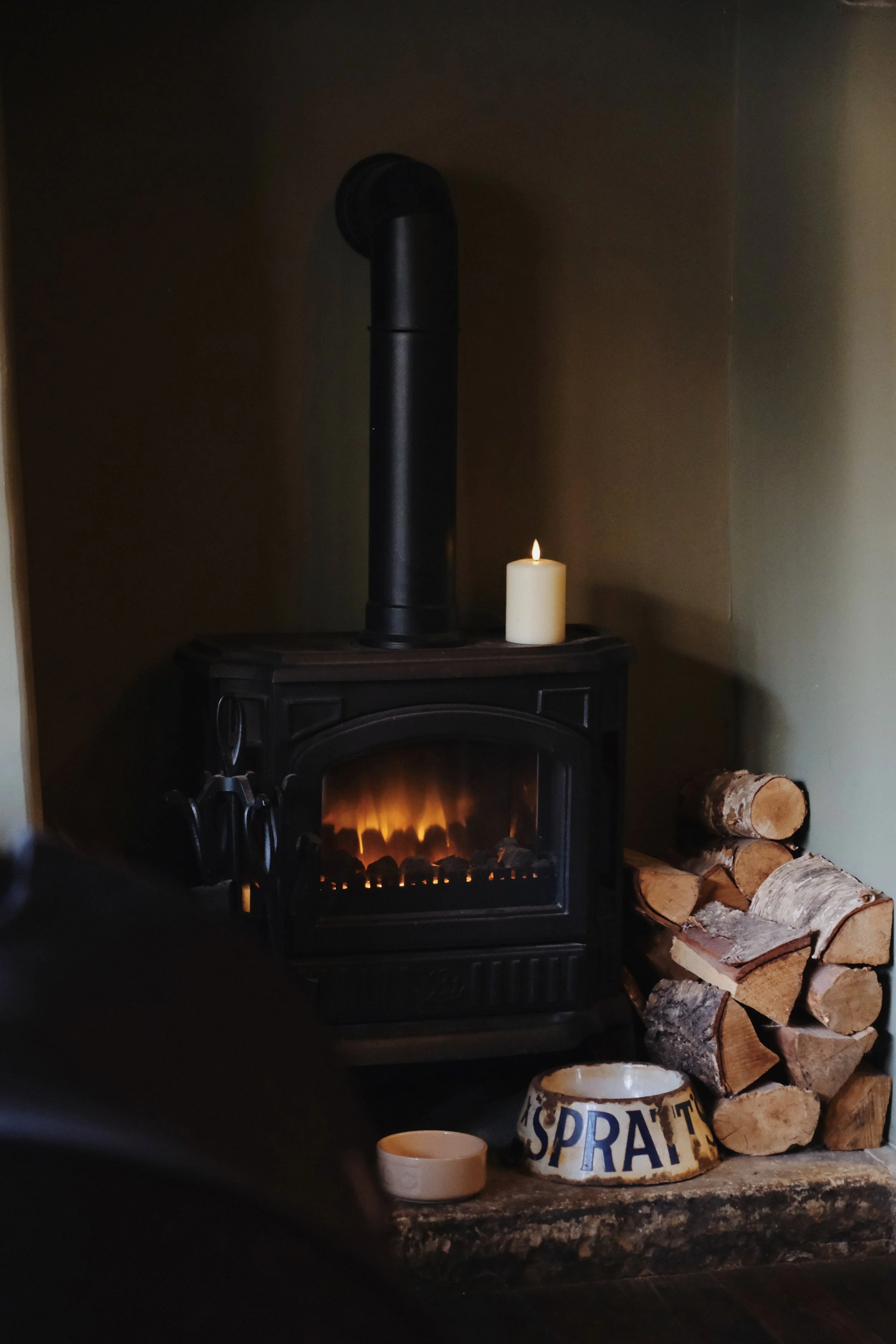 Emma _Lavelle_The_Hawthorn_December25_24.jpeg