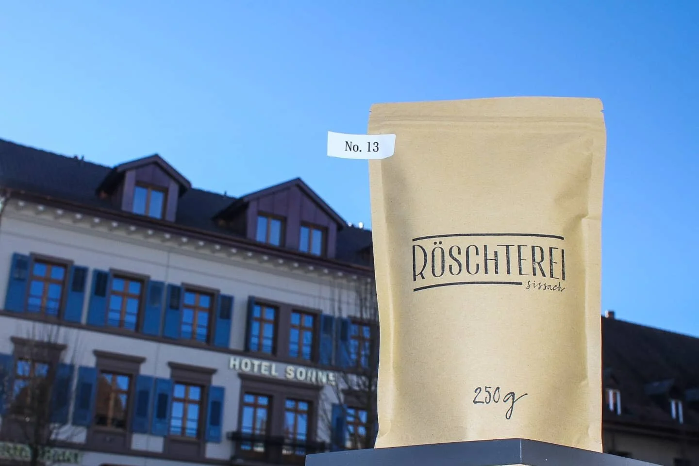 Wir h&auml;lf&auml; euch mit neuer Energie ins neu&auml; Johr. ☕

#kaffef&uuml;ralle #kaffer&ouml;sterei
#kaffeemitmilch #kaffegenuss

www.r&ouml;schterei.ch