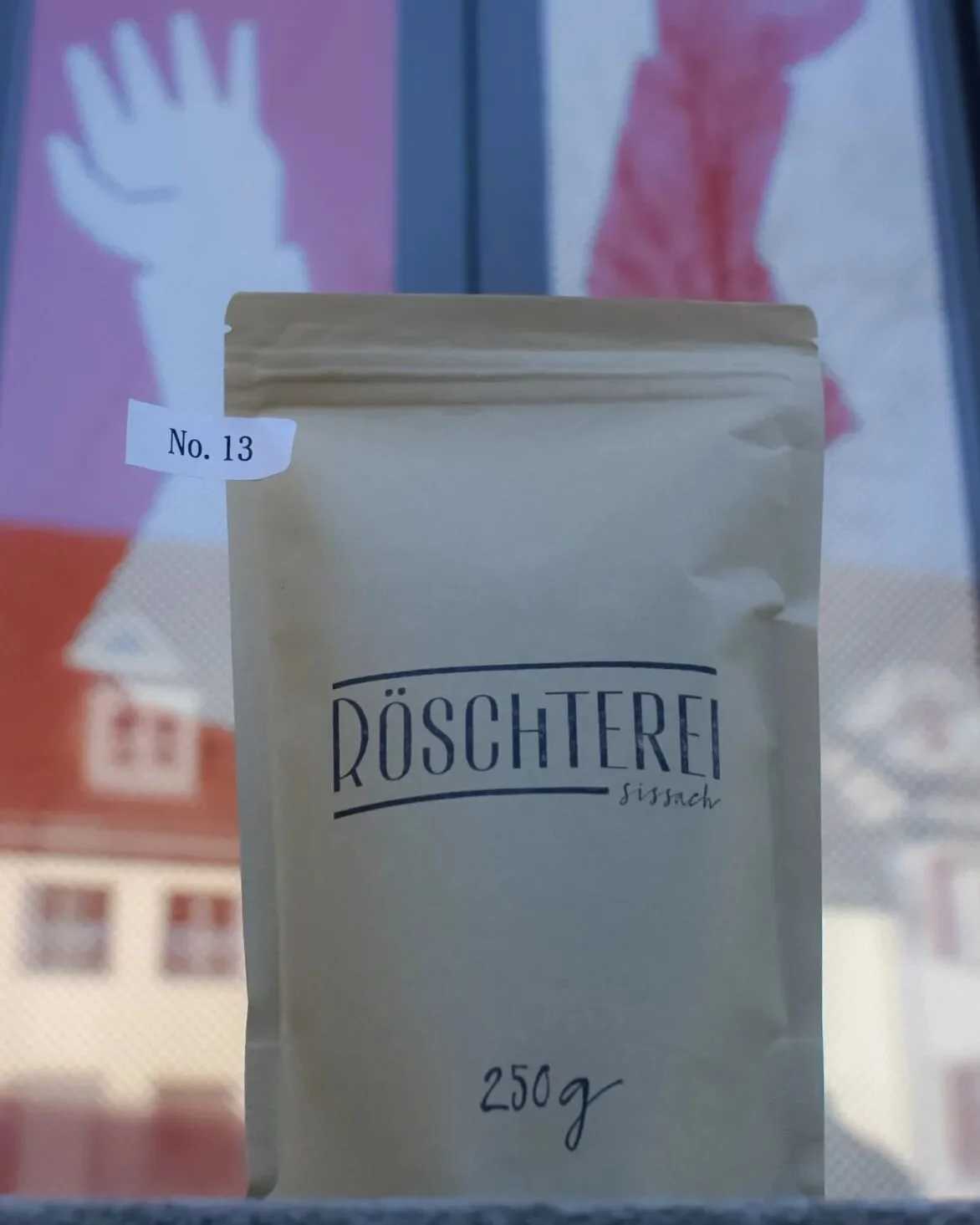 Vo Sissach f&uuml;r Sissach.🔴⚪

#sissach #localbrand #kaffeebag #kaffeliebe #kaffeer&ouml;sterei #genussmomente