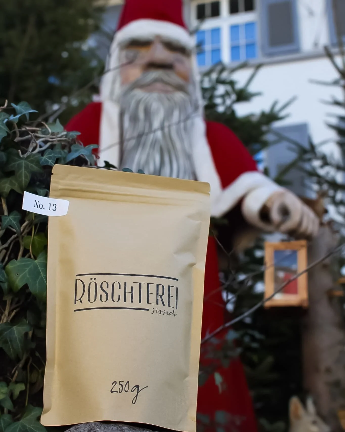 Bruchsch no e Wiehnachtsgsch&auml;nk? 

Dietisberg Bergladen oder unter R&ouml;schterei.ch oder in eucher&auml; lieblings CF-Box findisch bestimmt was f&uuml;r Kaffiliebhaber.☕❤