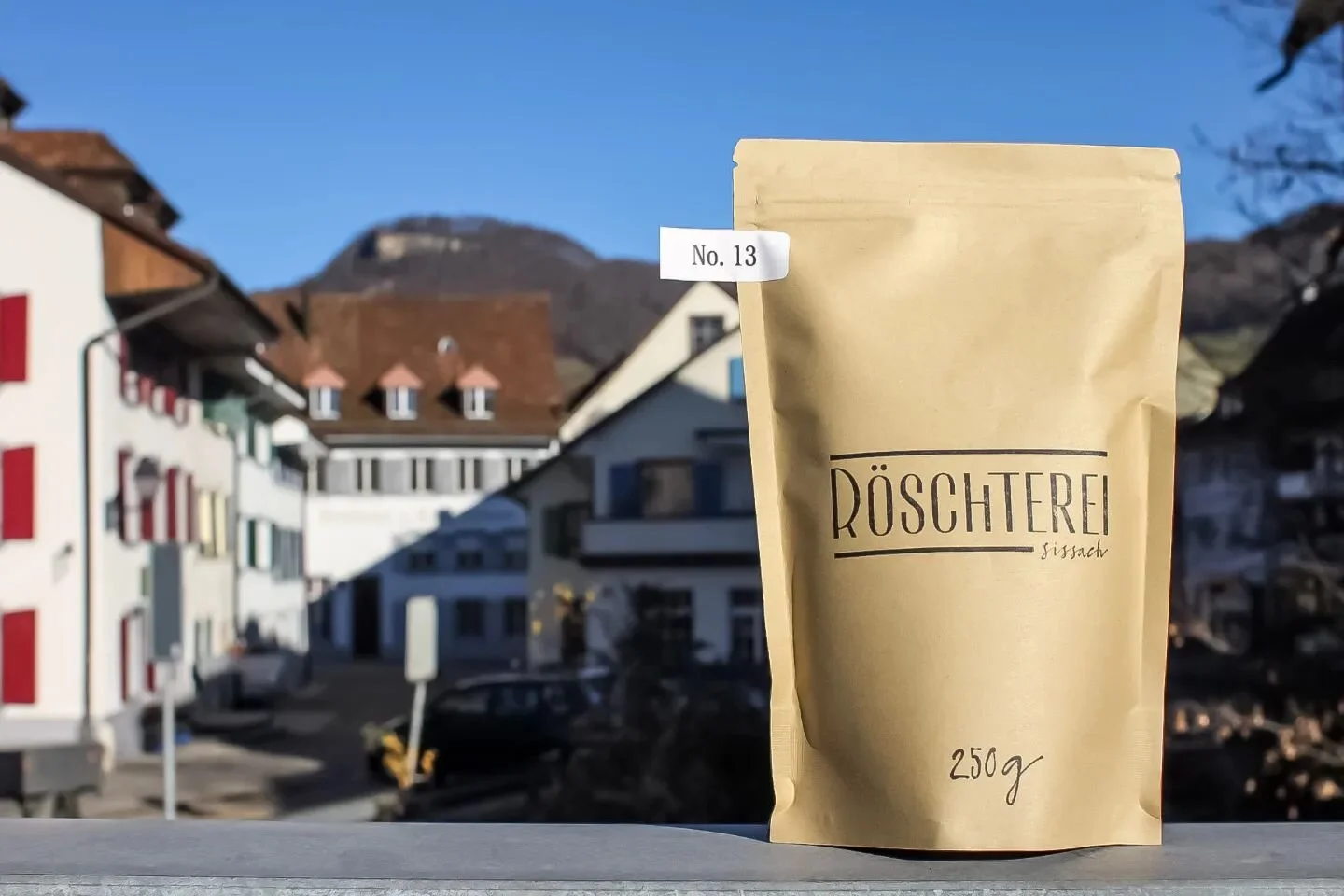 &Auml; guet&auml; Kaffi mit Ussicht, Sissach het beides! 

#sissach #kaffi #kaffer&ouml;sterei  #sissacherfluh #kaffeliebe