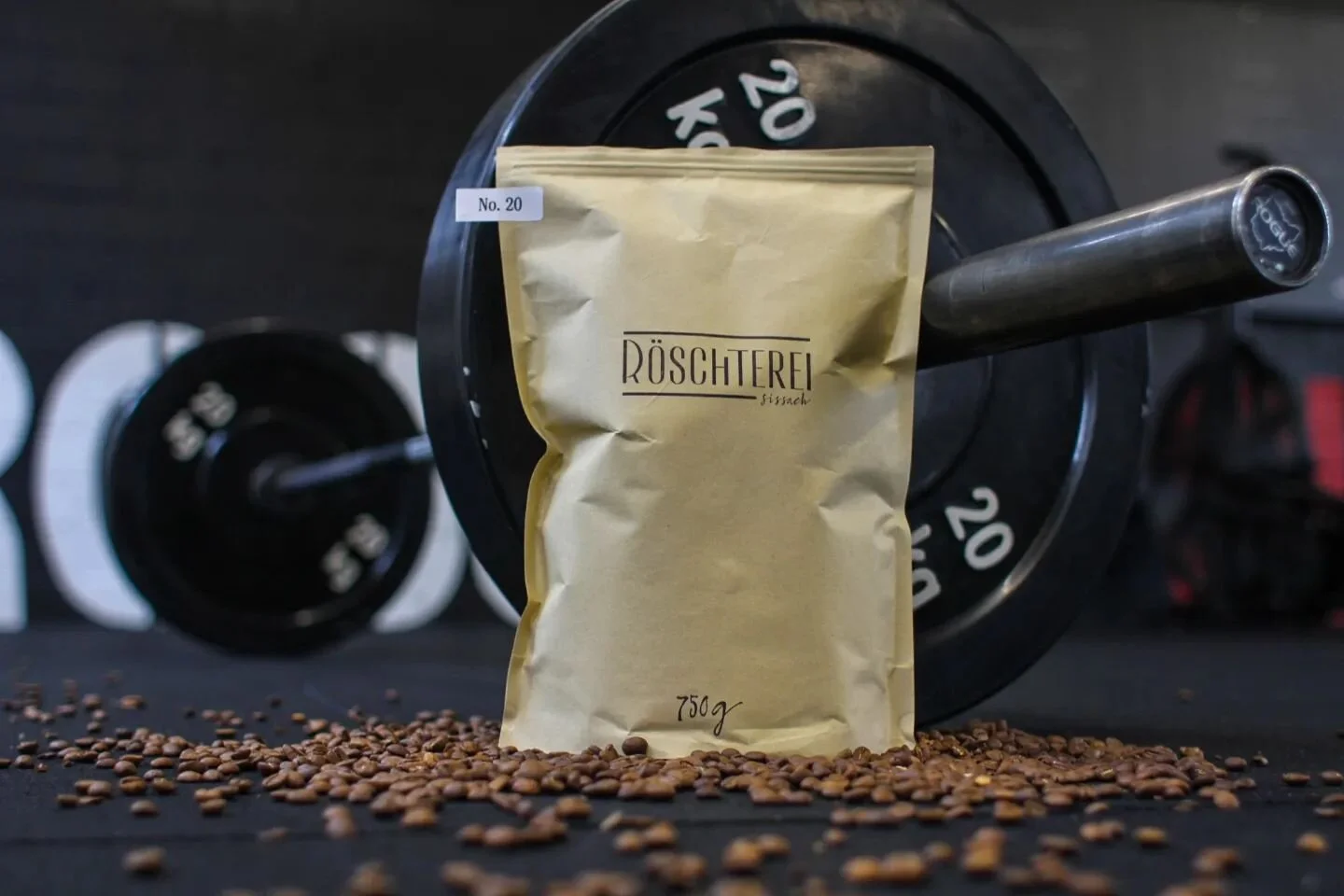 Unser Kaffees geben dir den n&ouml;tigen Kick - nicht nur vor dem Training sondern auch nach dem Training 😎💥

#crossfit #kaffeebag #kaffeer&ouml;sterei #kaffeeliebe #barbell #barbellclub