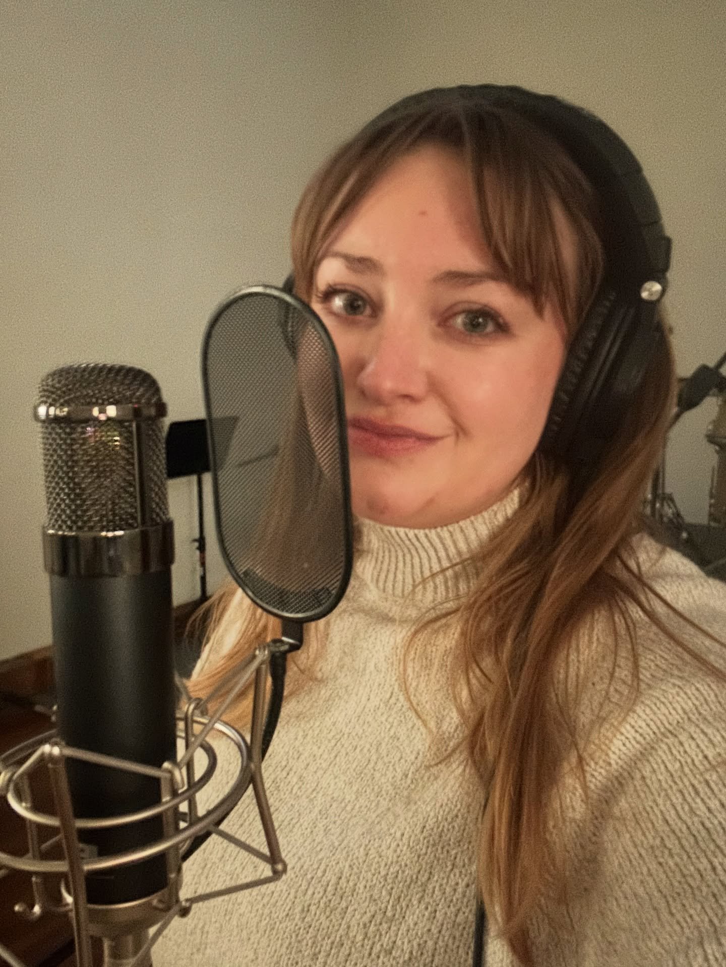 How your email finds me. 💌 New year, new music on the way!