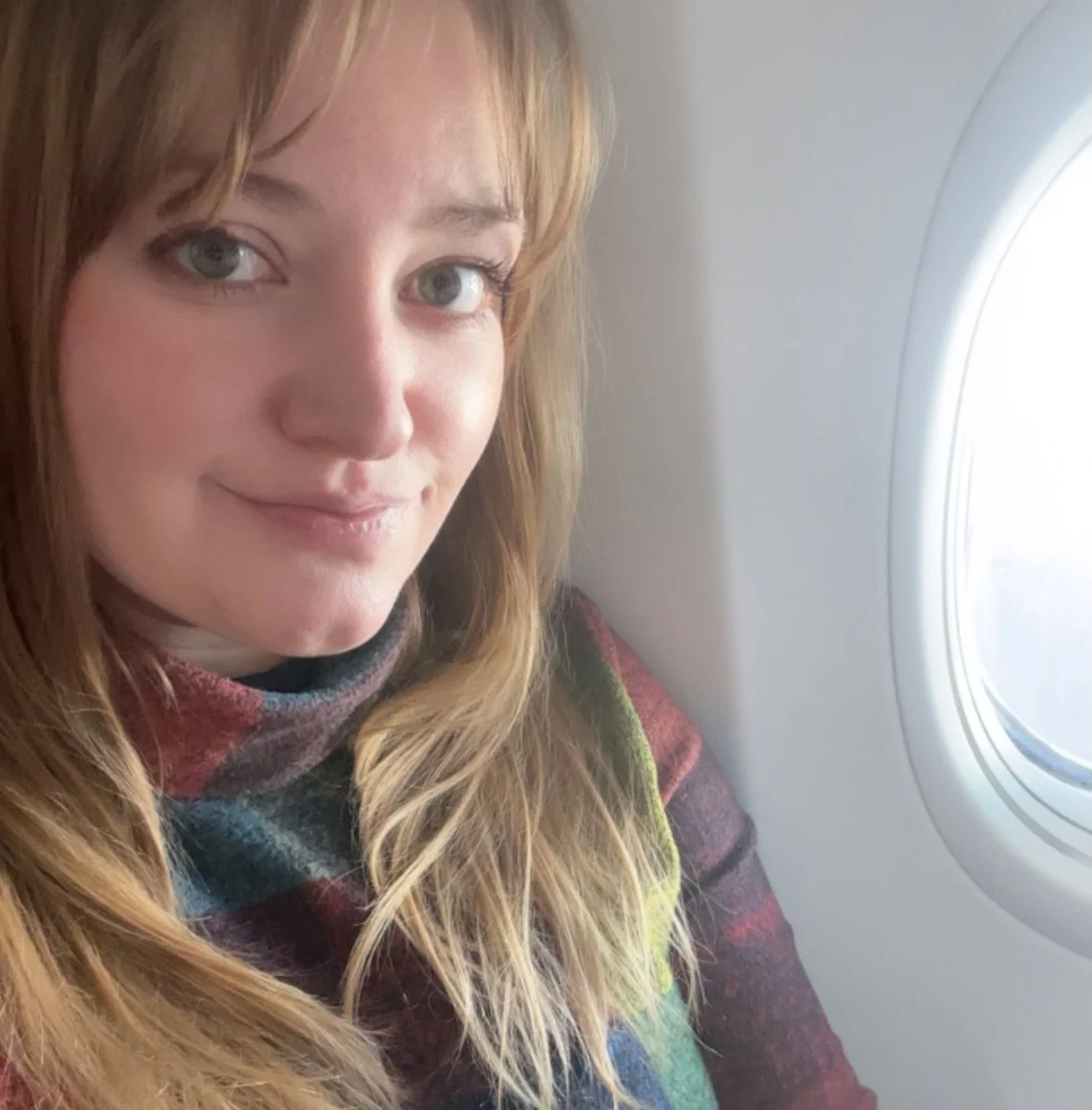 signs of life ✌🏻 ✨ January was FULL. 

- Went to my first ever Folk Alliance Conference in one of my favorite cities in the world (NOLA!)

- Continued writing and recording for the new record (making progress!)

- Spent most of the month in very flu